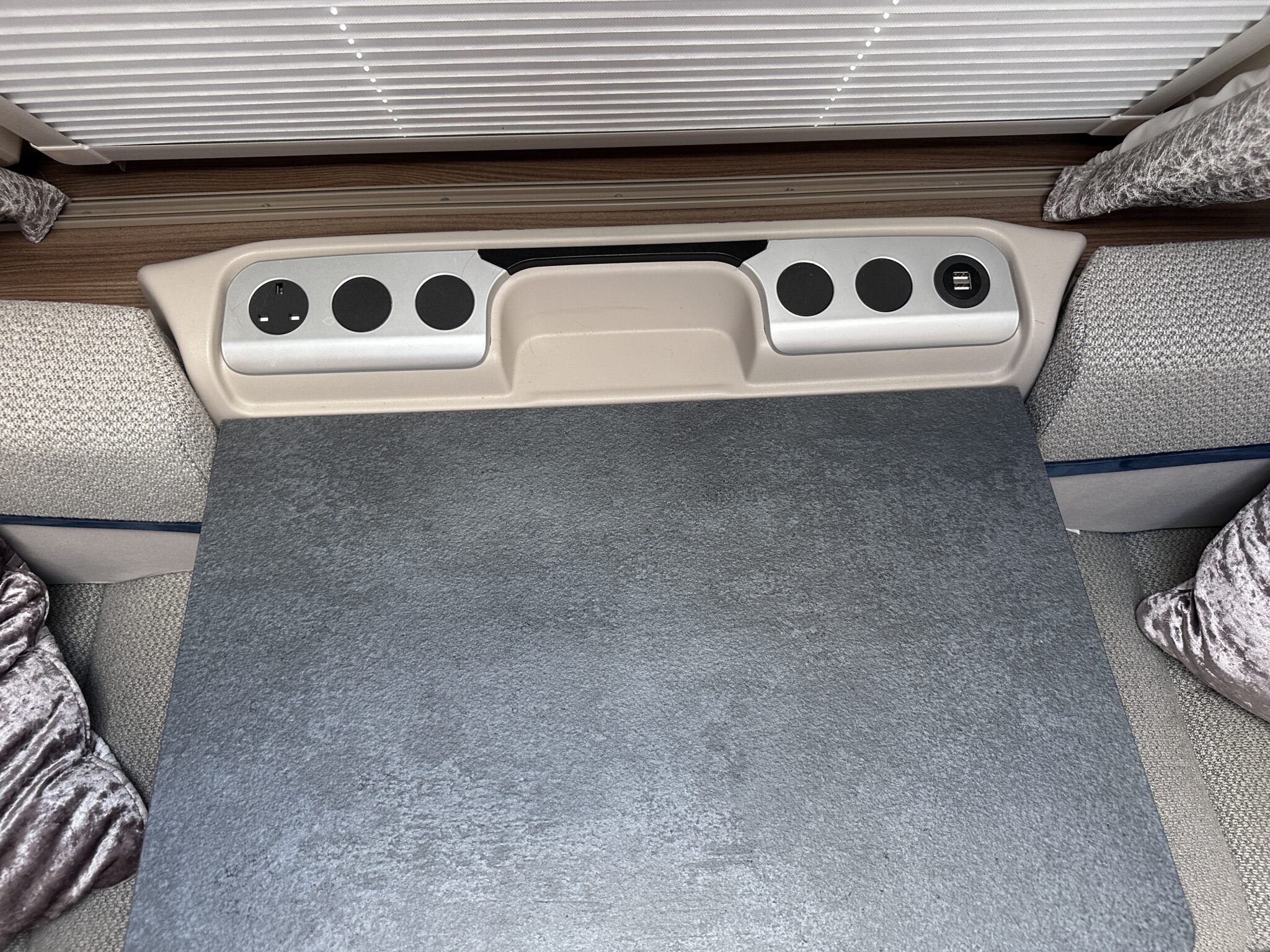 Swift Accord 480 (Alpine 2) – 2021 Caravan - Image 41