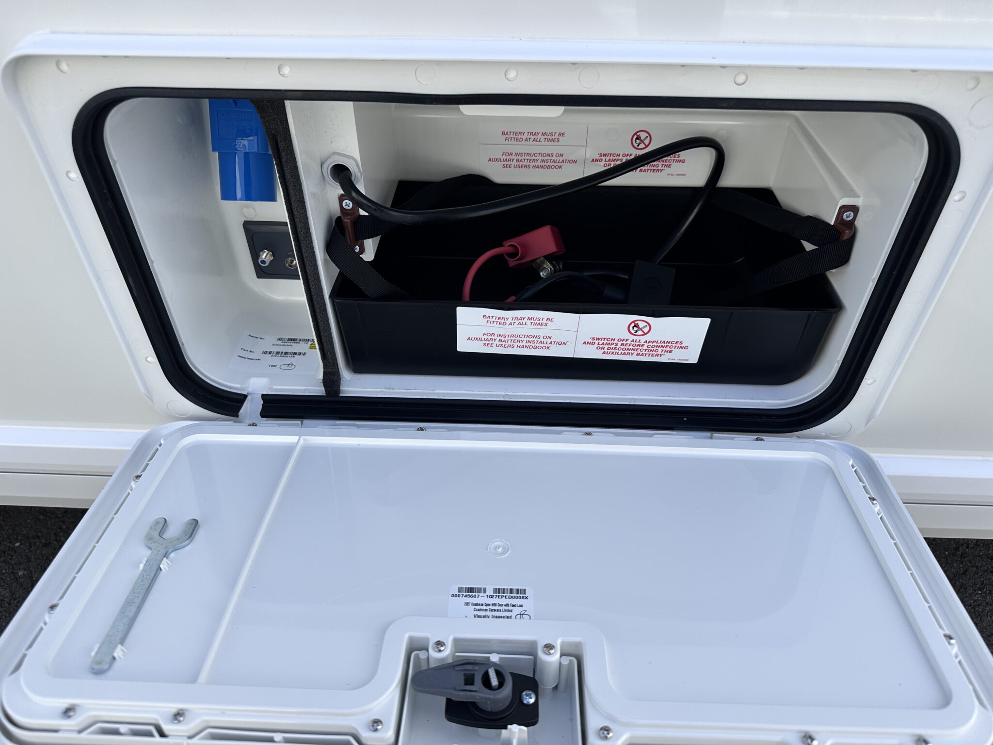 Coachman Lusso III — 2027 Season - Image 39