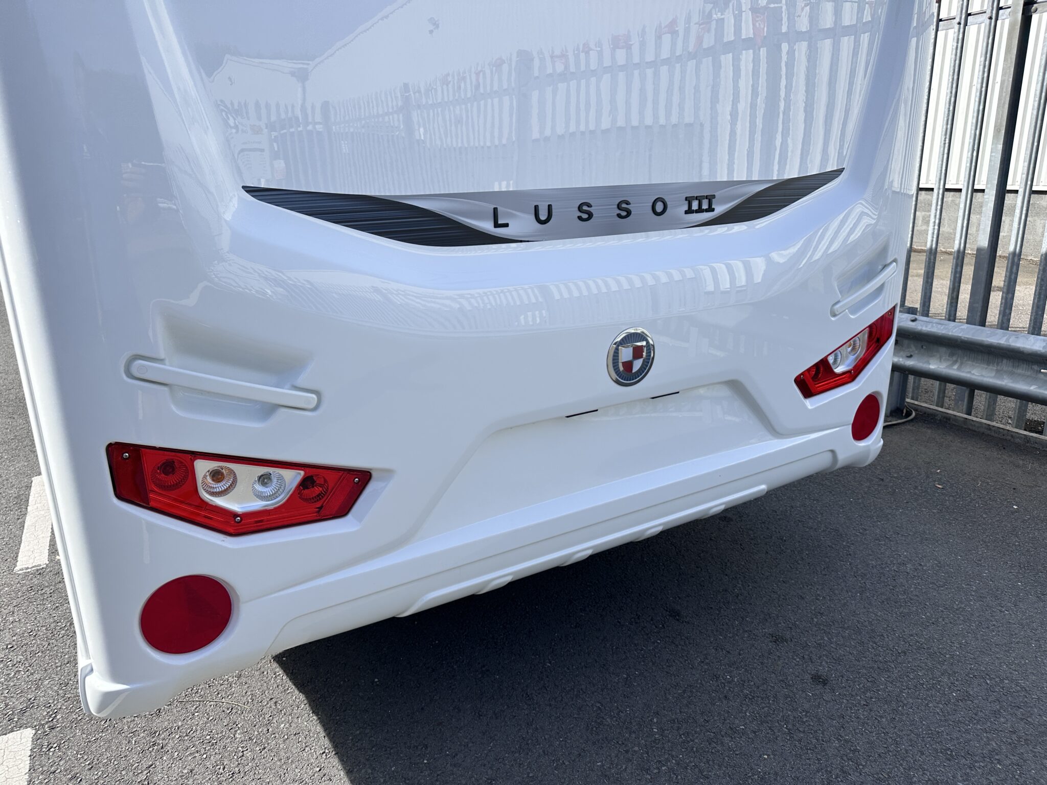 Coachman Lusso III — 2027 Season - Image 47