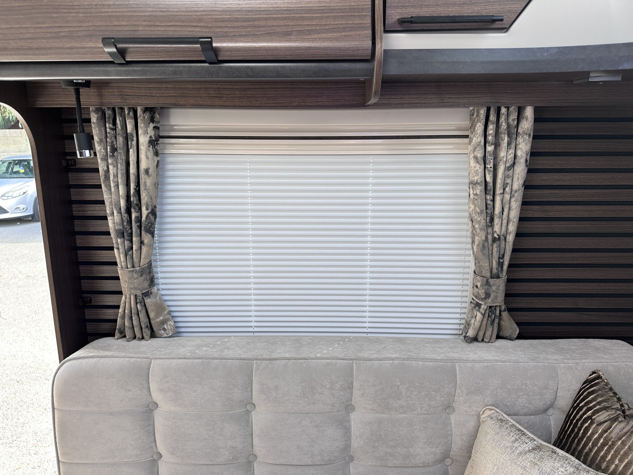 Coachman Lusso III — 2027 Season - Image 57