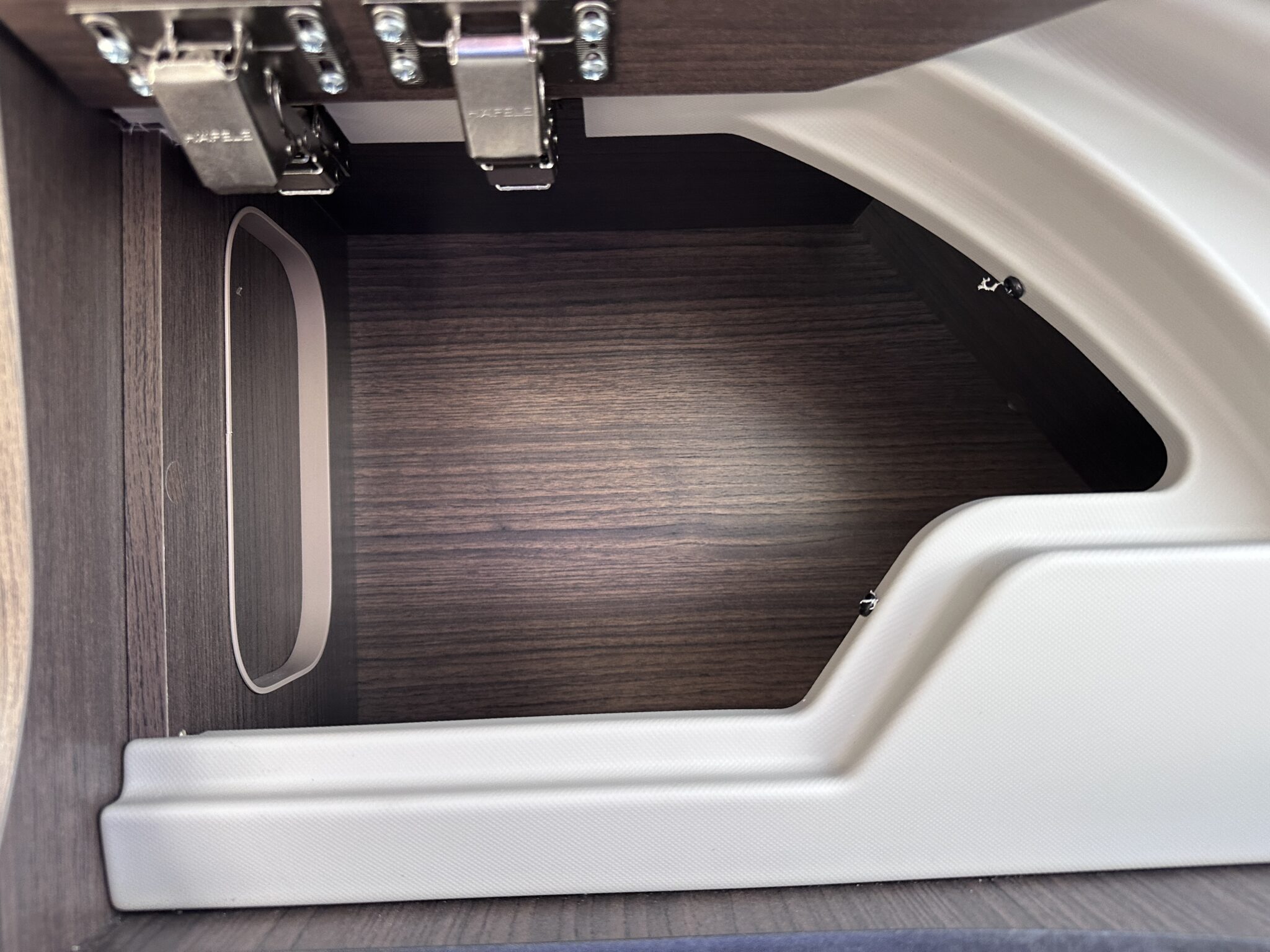 Coachman Lusso III — 2027 Season - Image 60