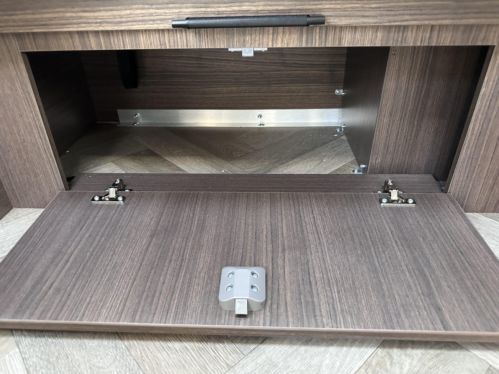 Coachman Lusso III — 2027 Season - Image 66