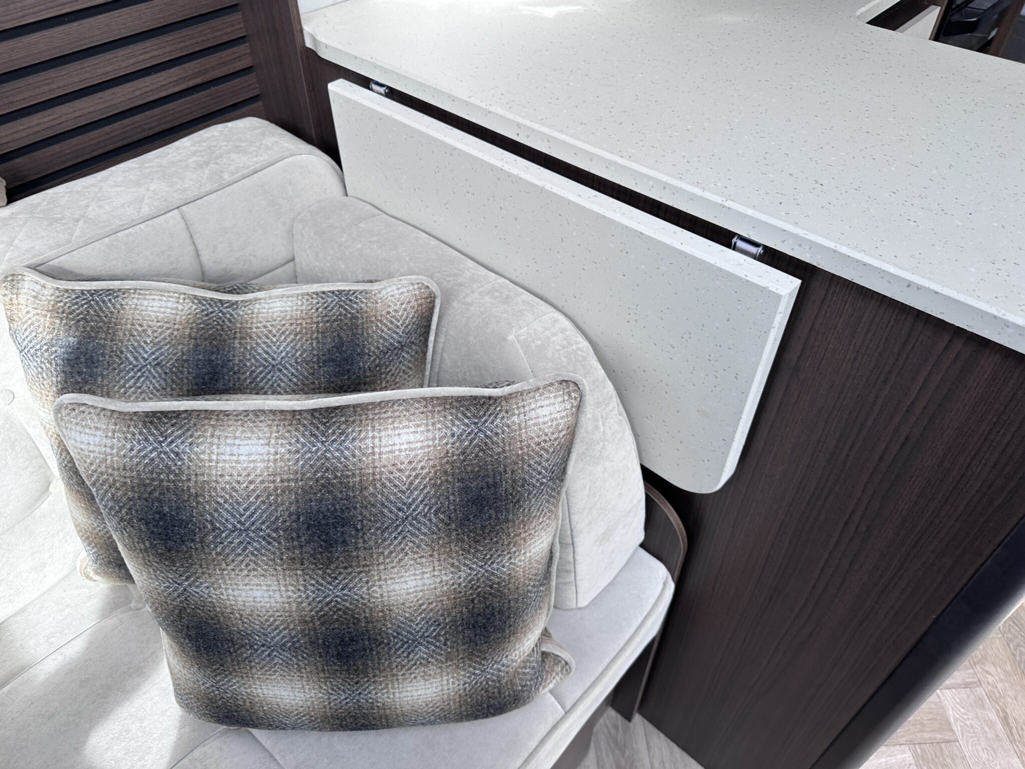 Coachman Lusso III — 2027 Season - Image 73