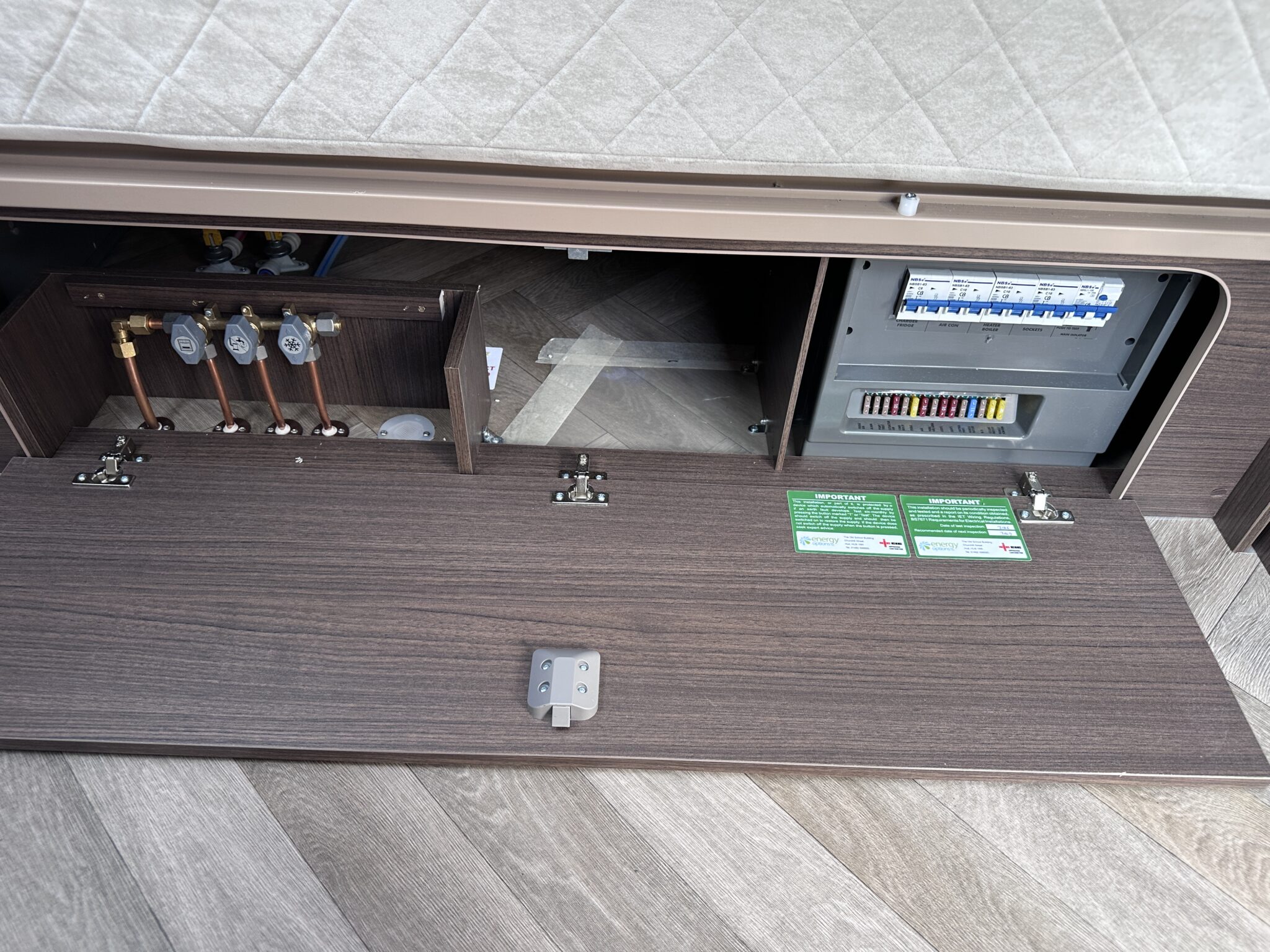 Coachman Lusso III — 2027 Season - Image 78