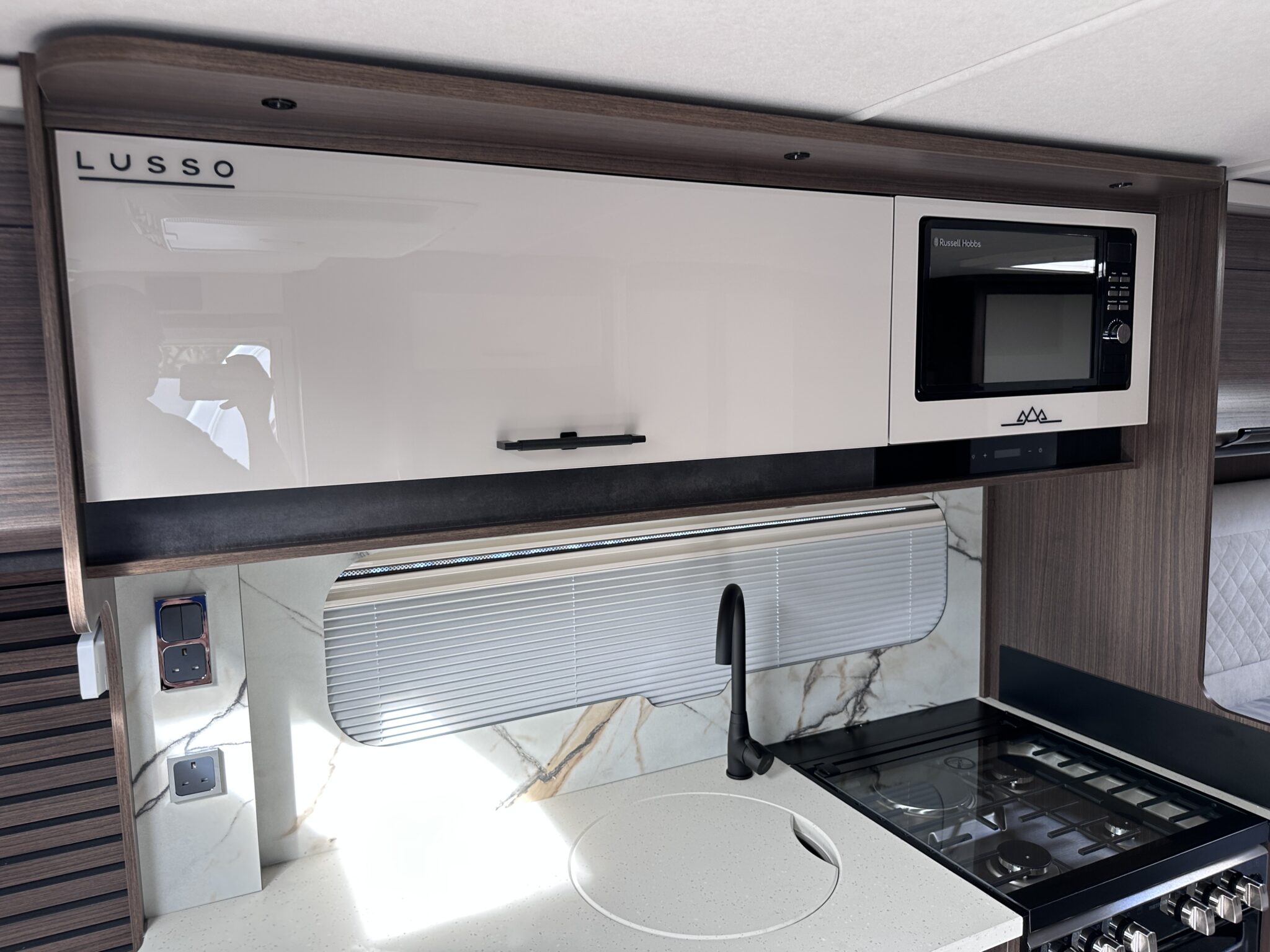 Coachman Lusso III — 2027 Season - Image 84