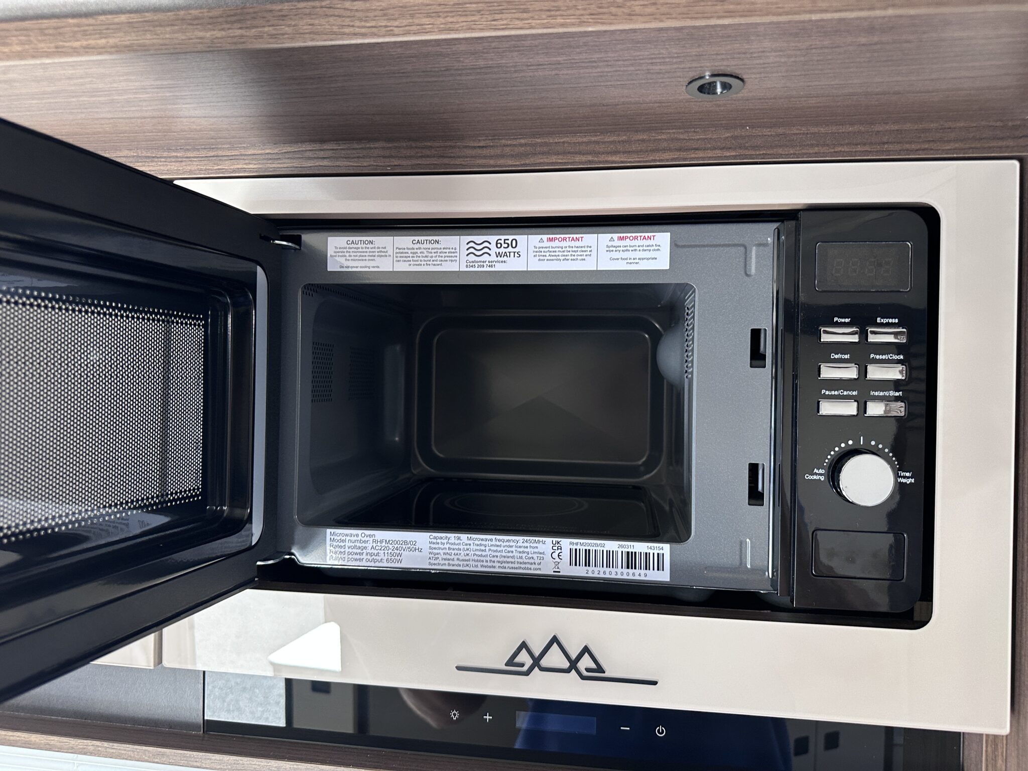 Coachman Lusso III — 2027 Season - Image 87