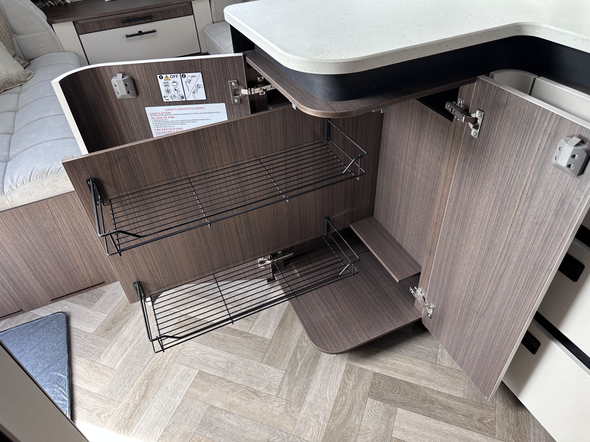 Coachman Lusso III — 2027 Season - Image 93