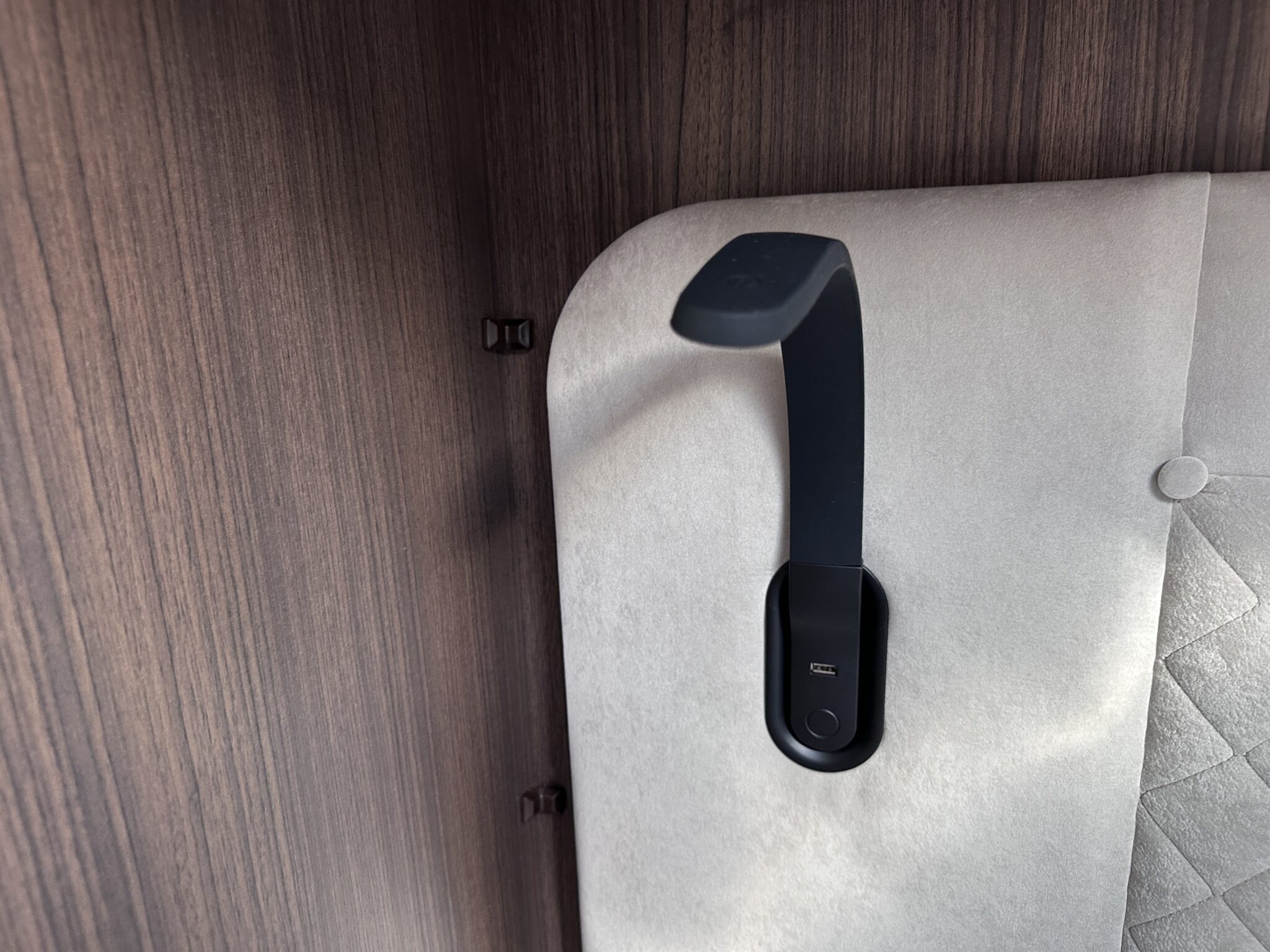 Coachman Lusso III — 2027 Season - Image 106