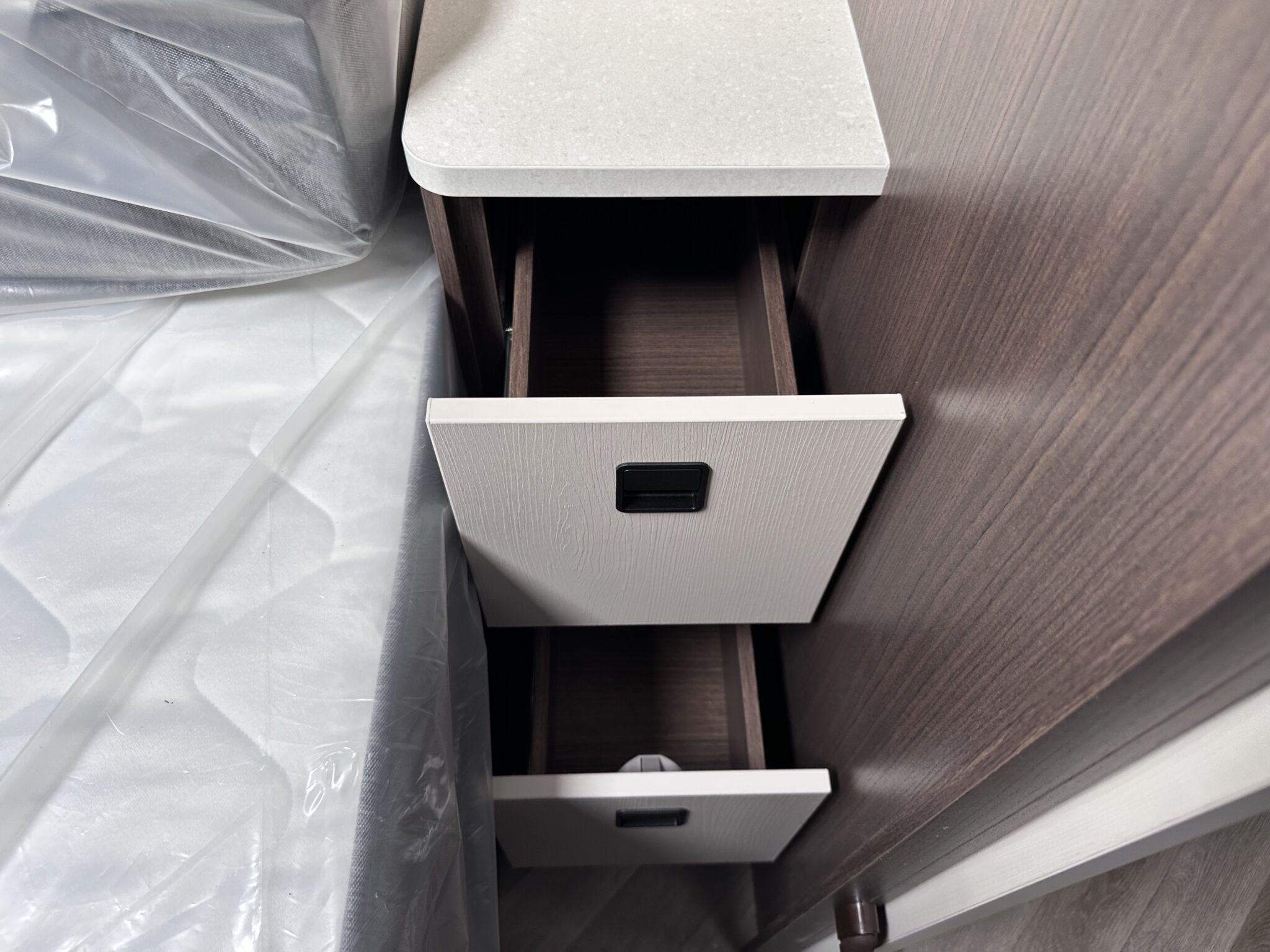 Coachman Lusso III — 2027 Season - Image 108