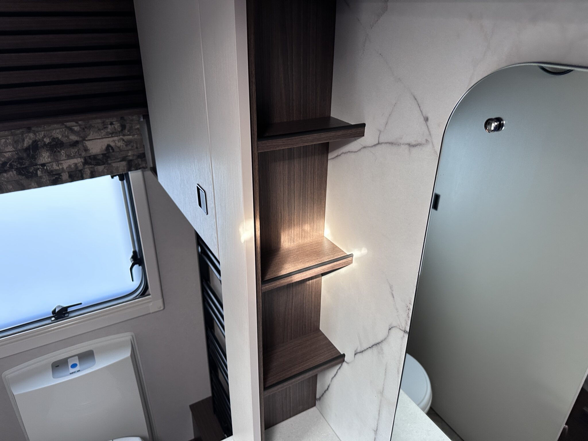 Coachman Lusso III — 2027 Season - Image 121