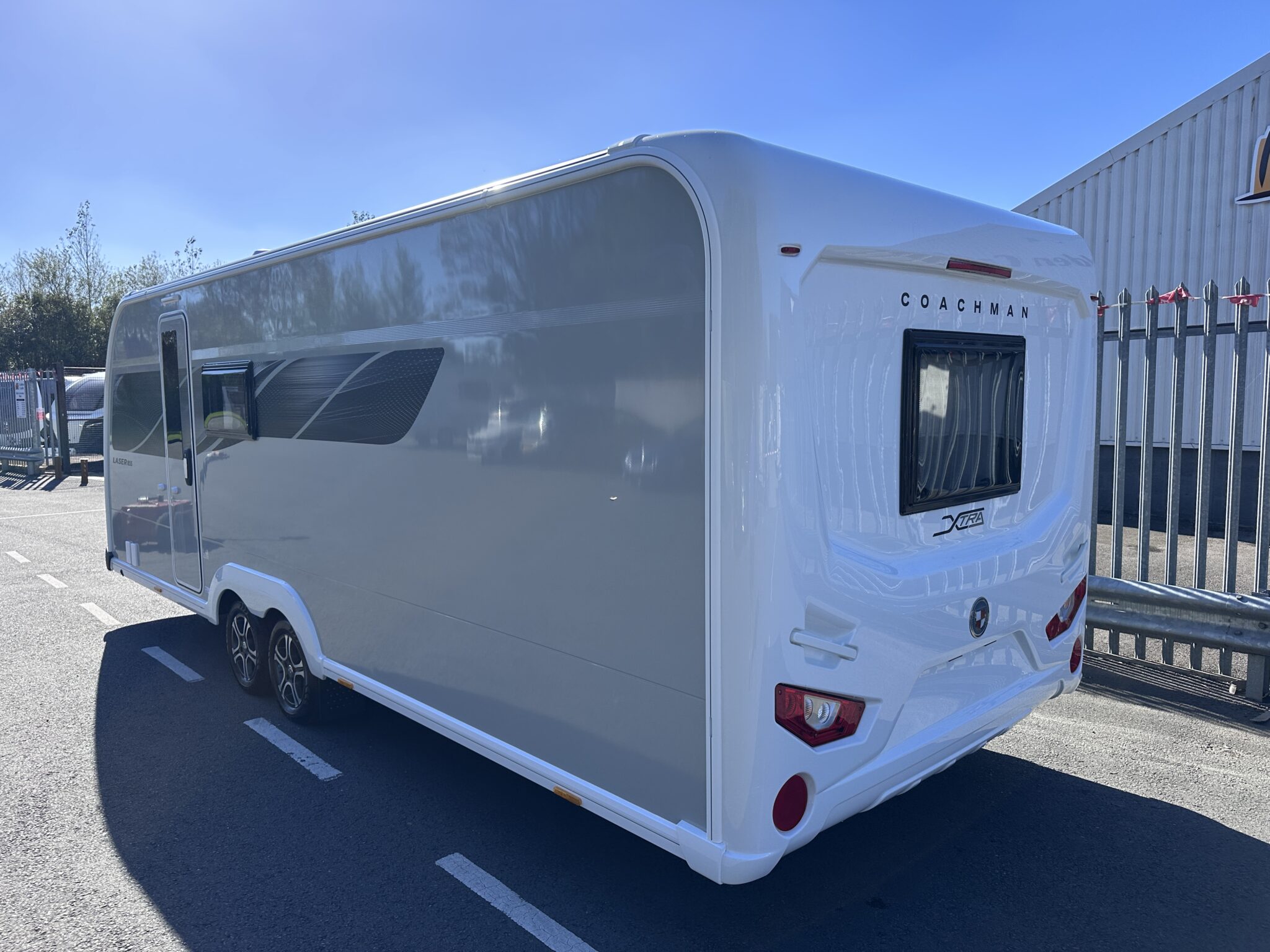 Coachman Laser 855 Xtra — 2027 Season - Image 8