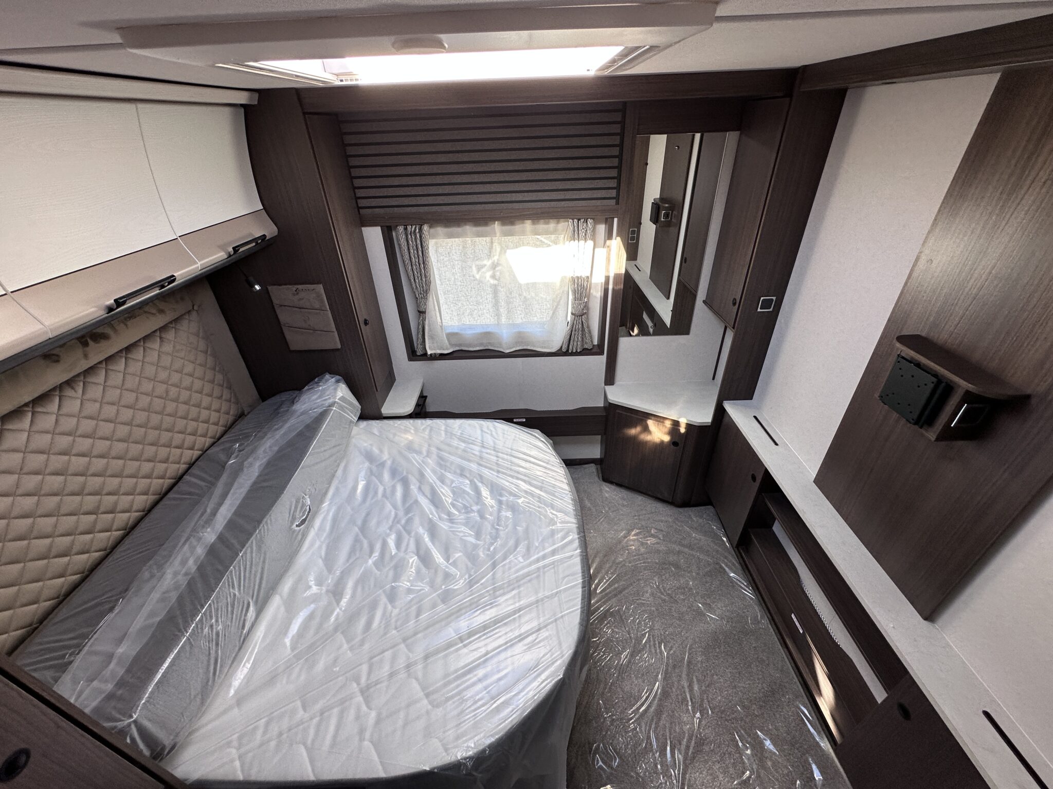 Coachman Laser 855 Xtra — 2027 Season - Image 57