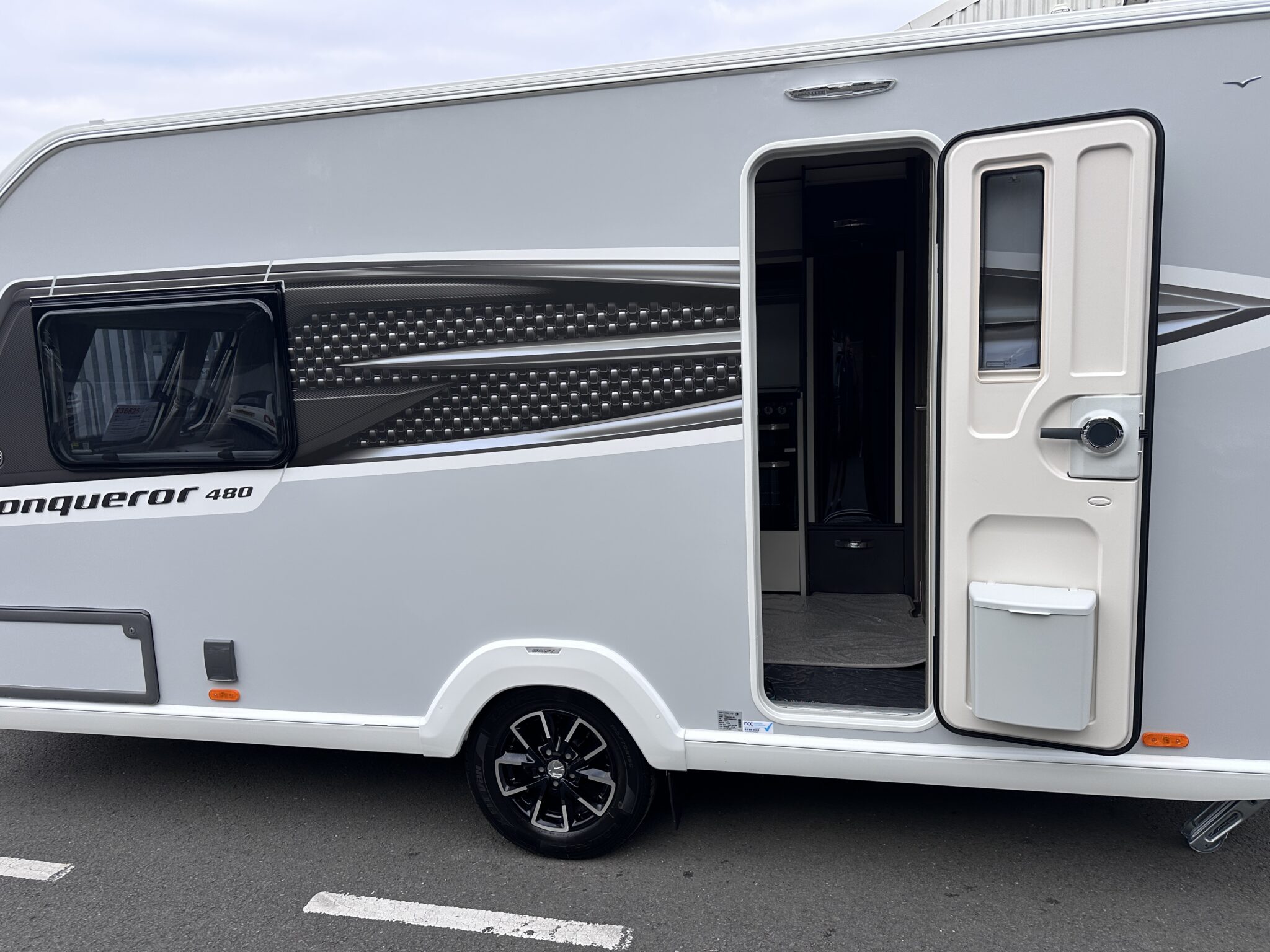 Swift Conqueror 480 — 2027 Season - Image 36