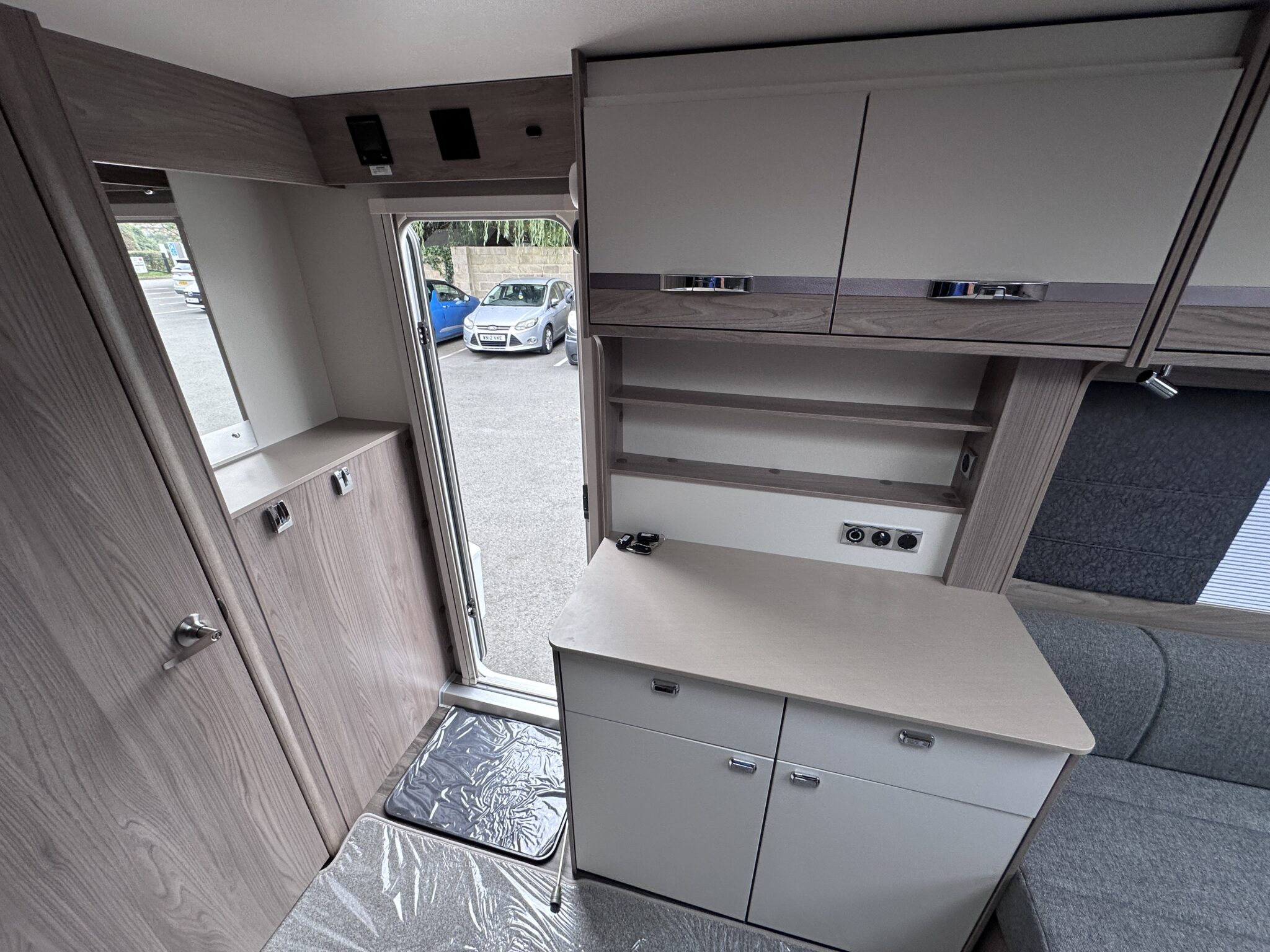 Swift Conqueror 480 — 2027 Season - Image 54