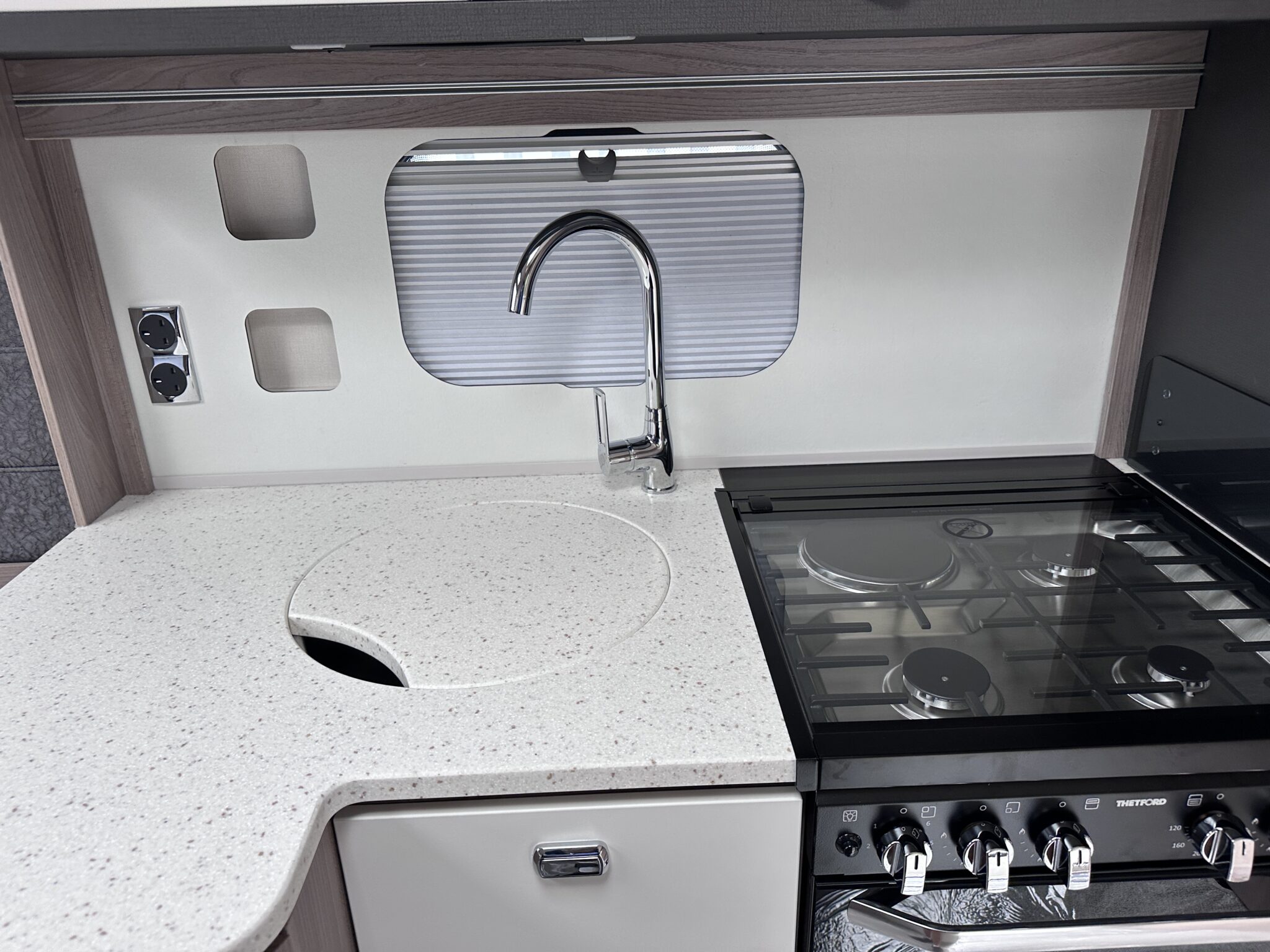 Swift Conqueror 480 — 2027 Season - Image 78