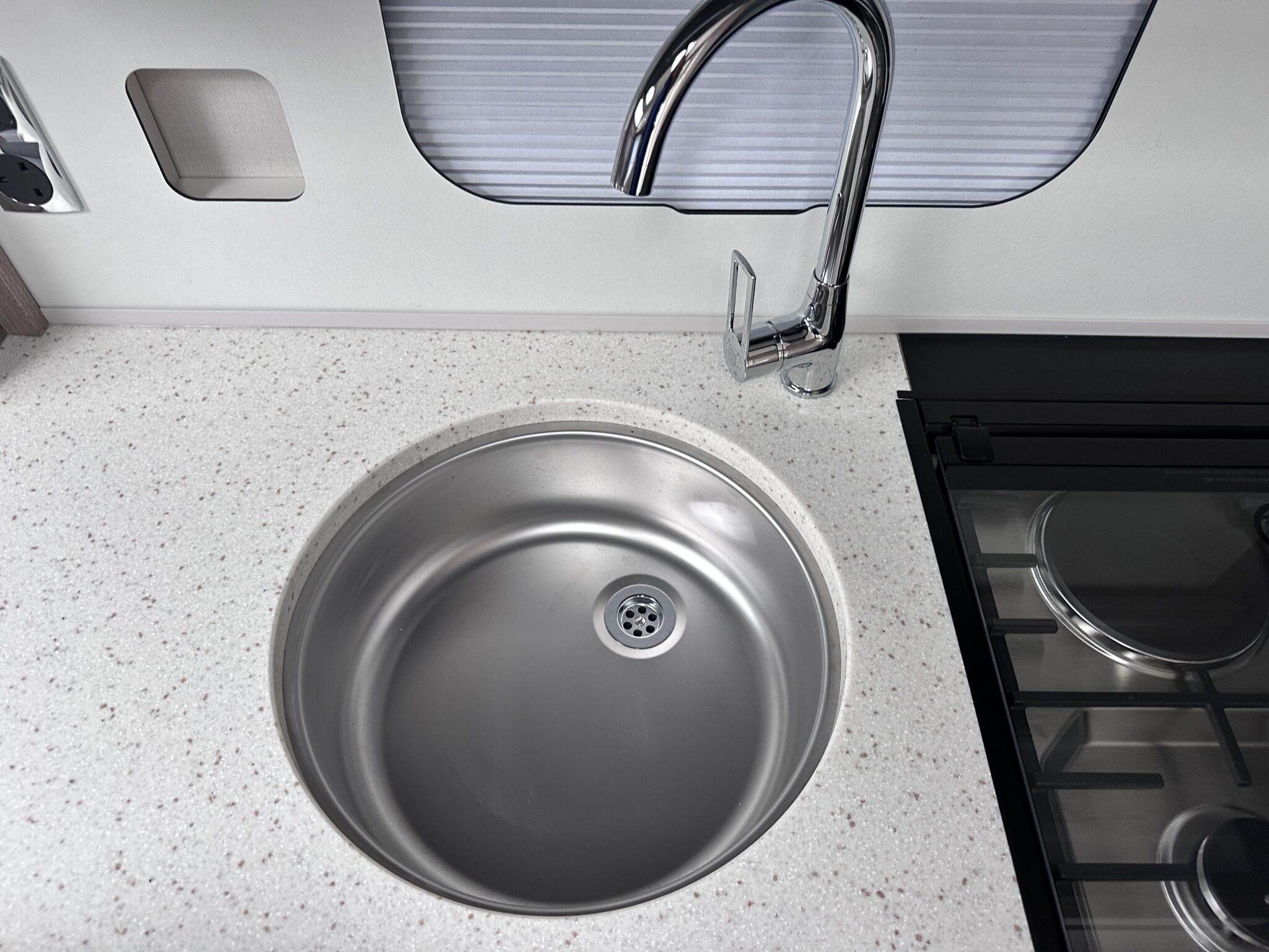 Swift Conqueror 480 — 2027 Season - Image 79