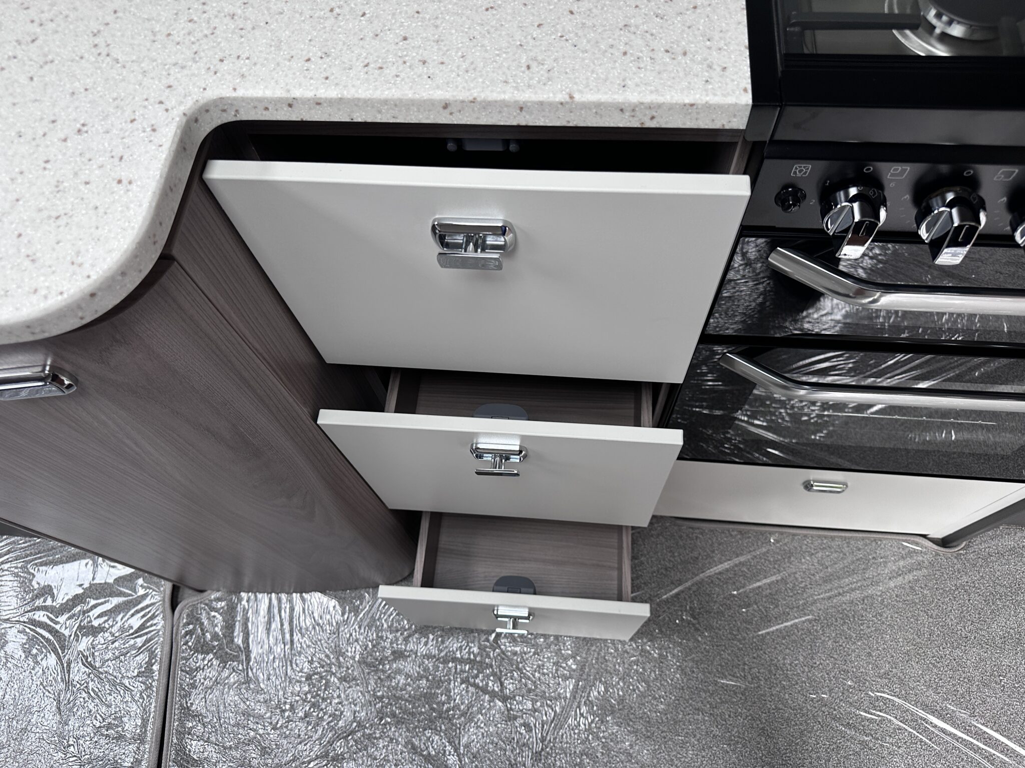 Swift Conqueror 480 — 2027 Season - Image 84