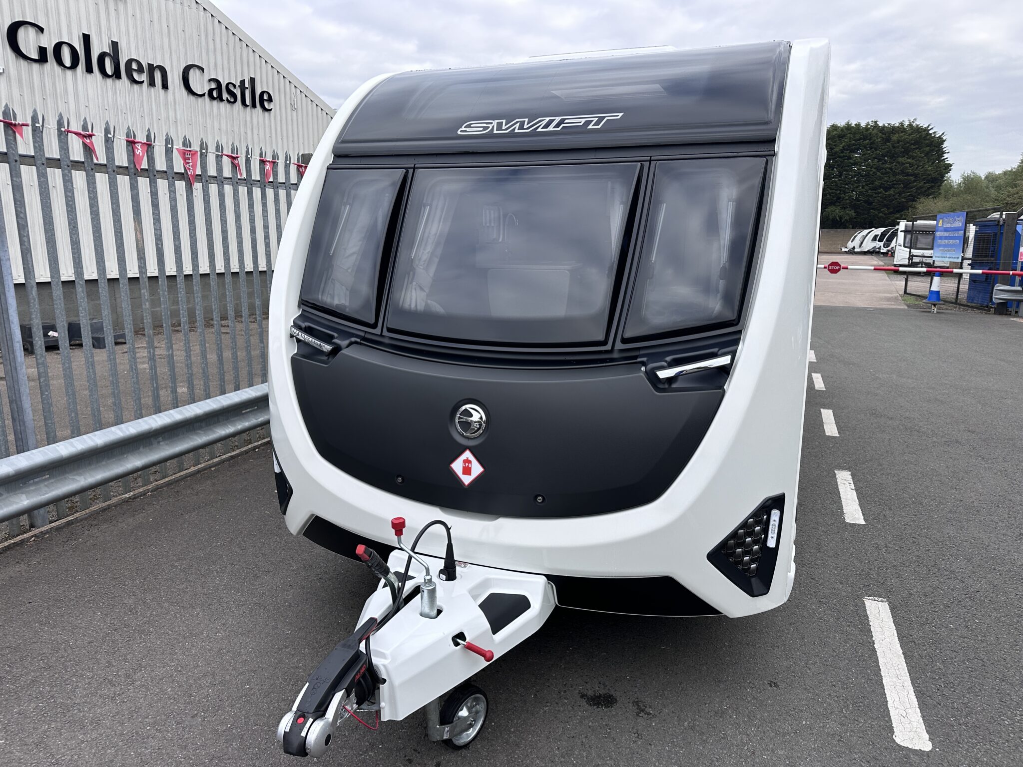Swift Conqueror 580 — 2027 Season - Image 8