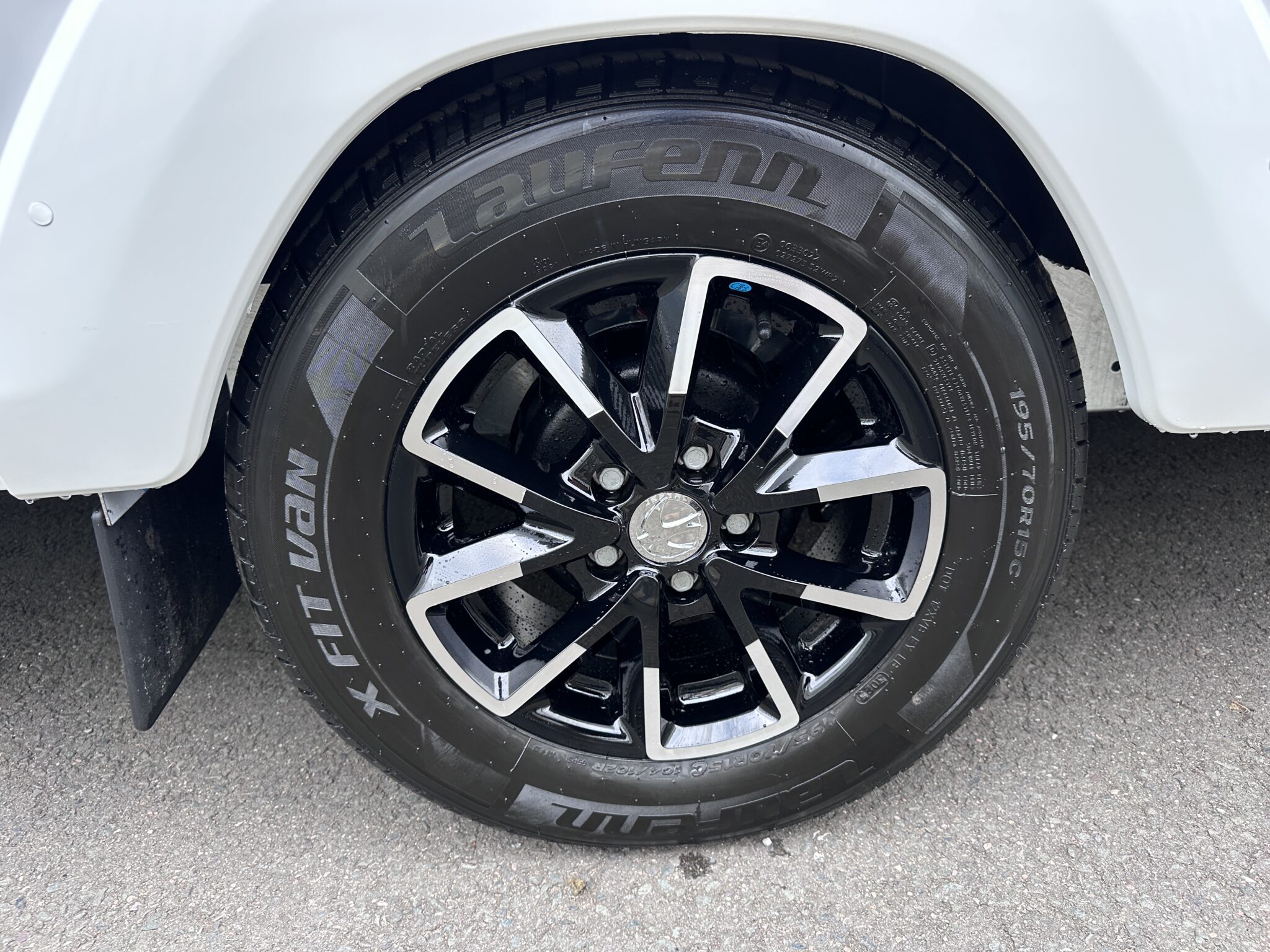 Swift Conqueror 580 — 2027 Season - Image 19