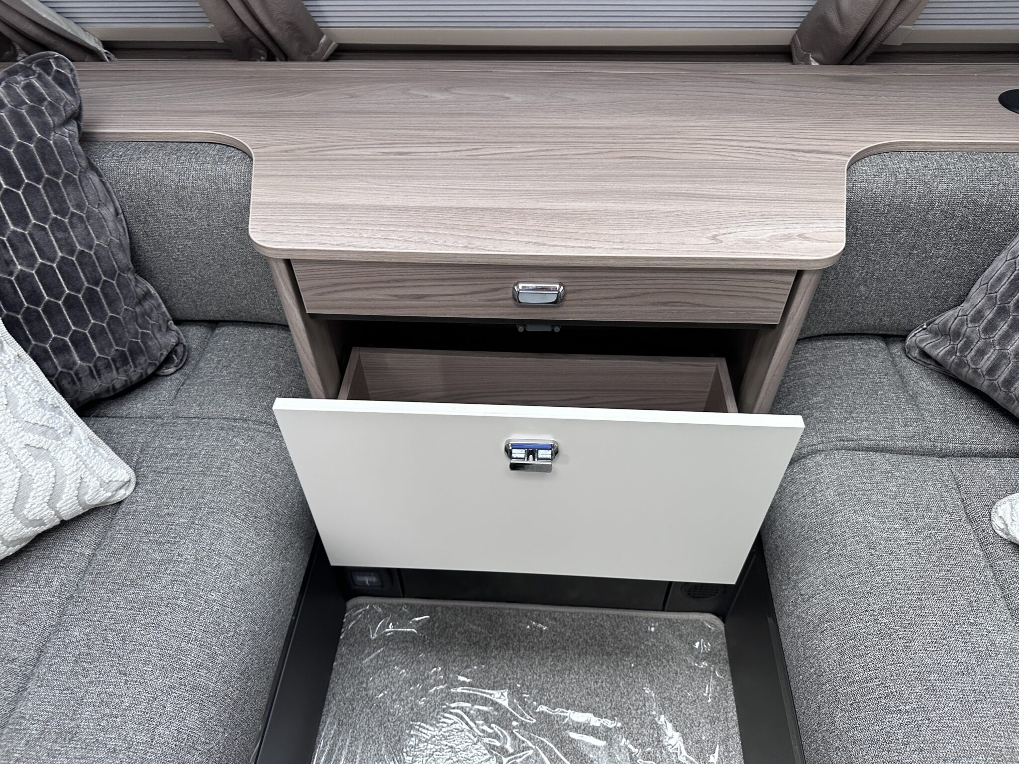 Swift Conqueror 580 — 2027 Season - Image 42