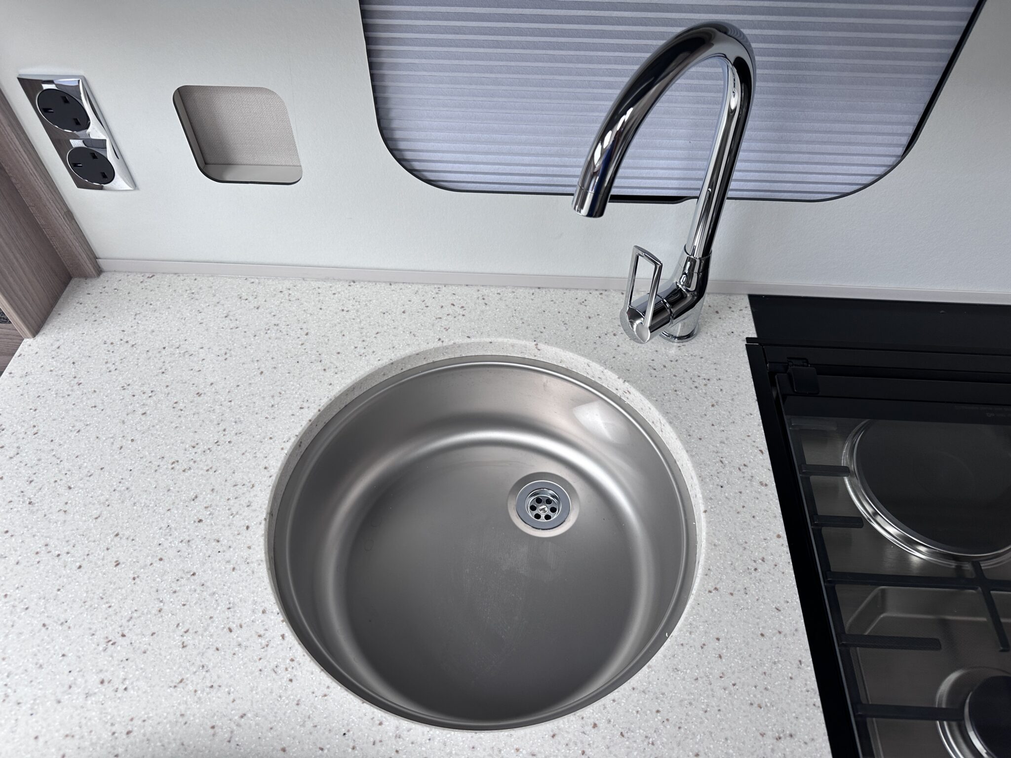 Swift Conqueror 580 — 2027 Season - Image 68