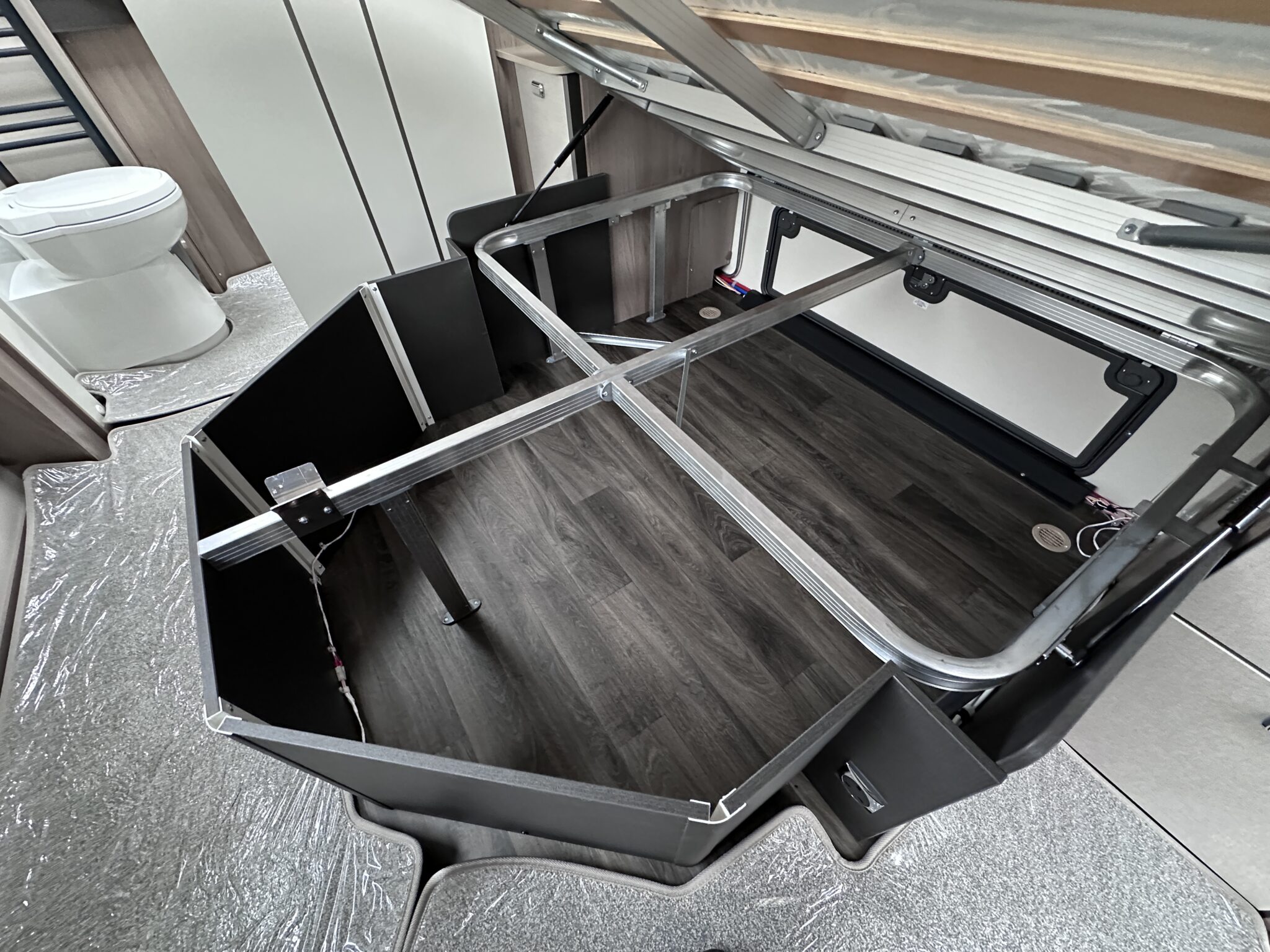 Swift Conqueror 580 — 2027 Season - Image 83