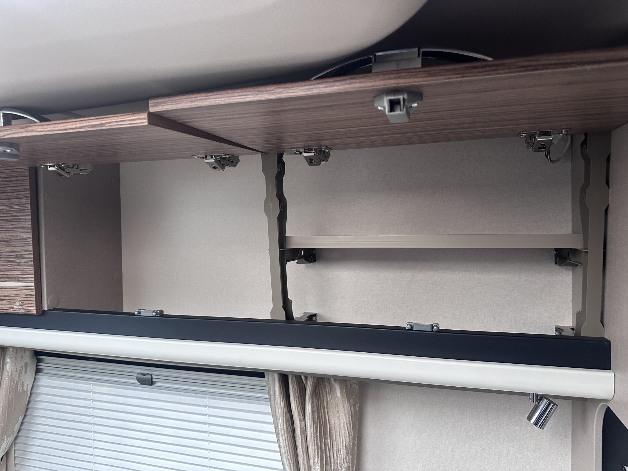 Sterling Eccles 480 – 2020 Caravan - Image 38