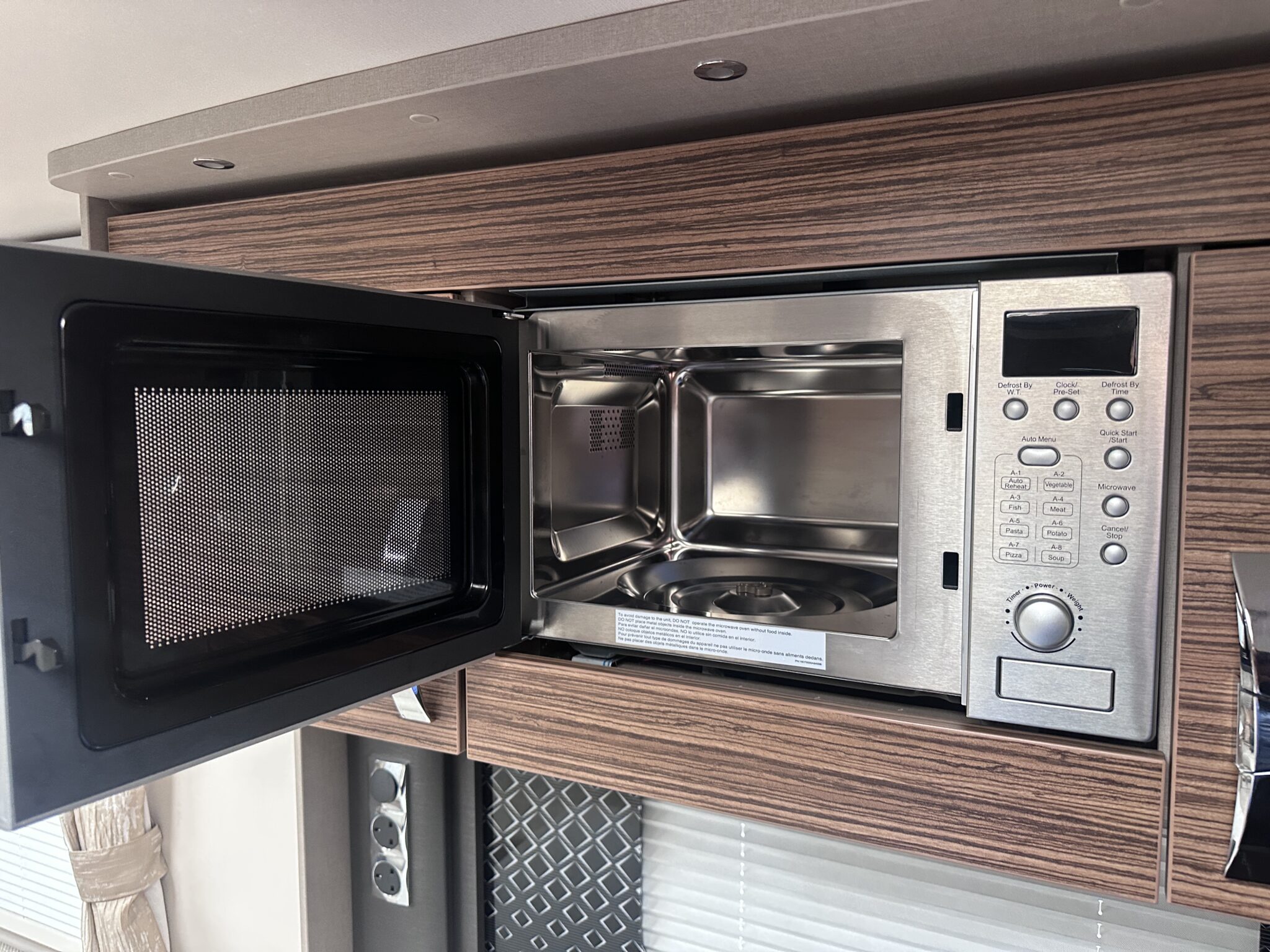 Sterling Eccles 480 – 2020 Caravan - Image 53