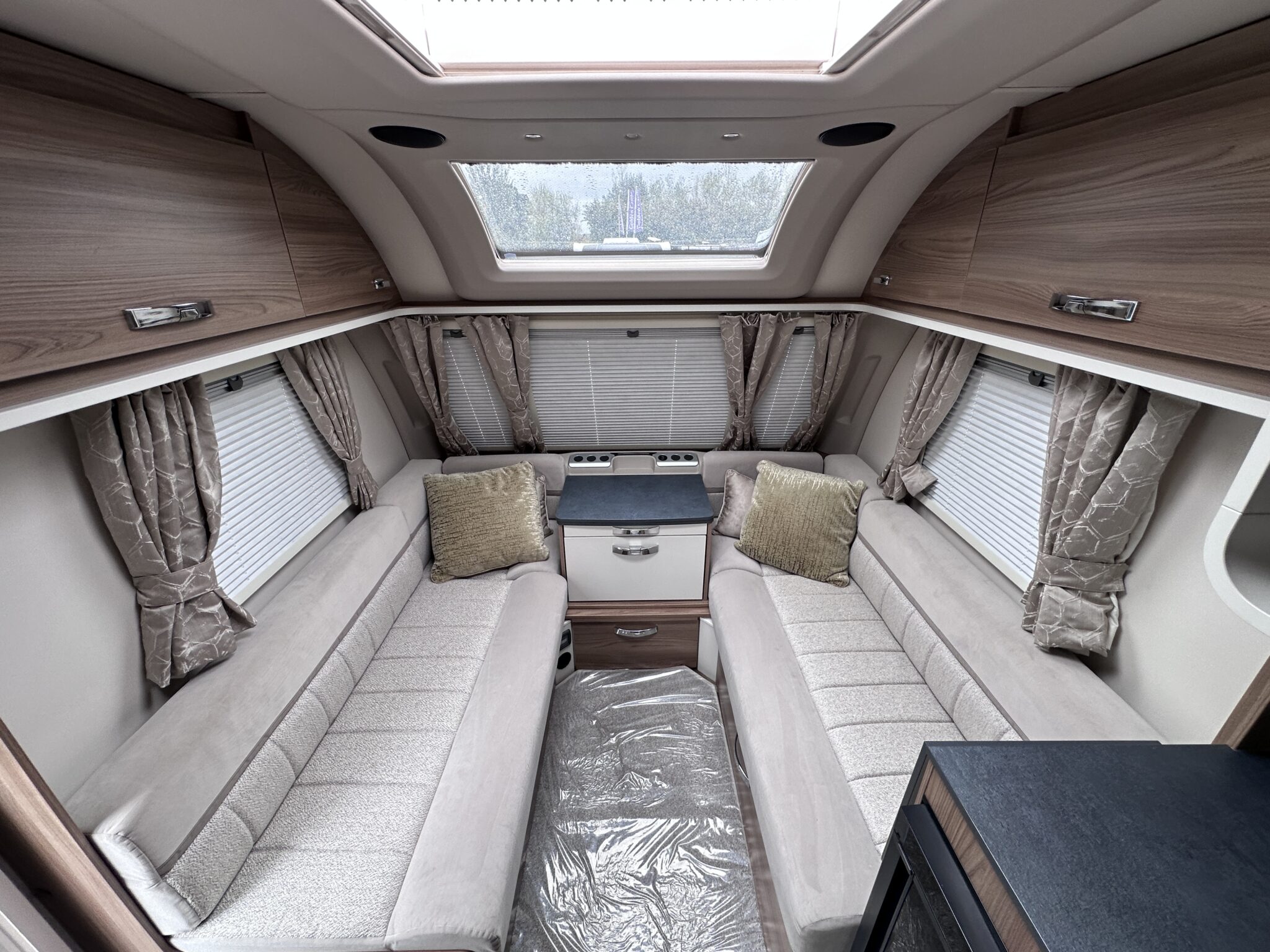 Swift Sunrise 580 – 2022 Caravan - Image 26
