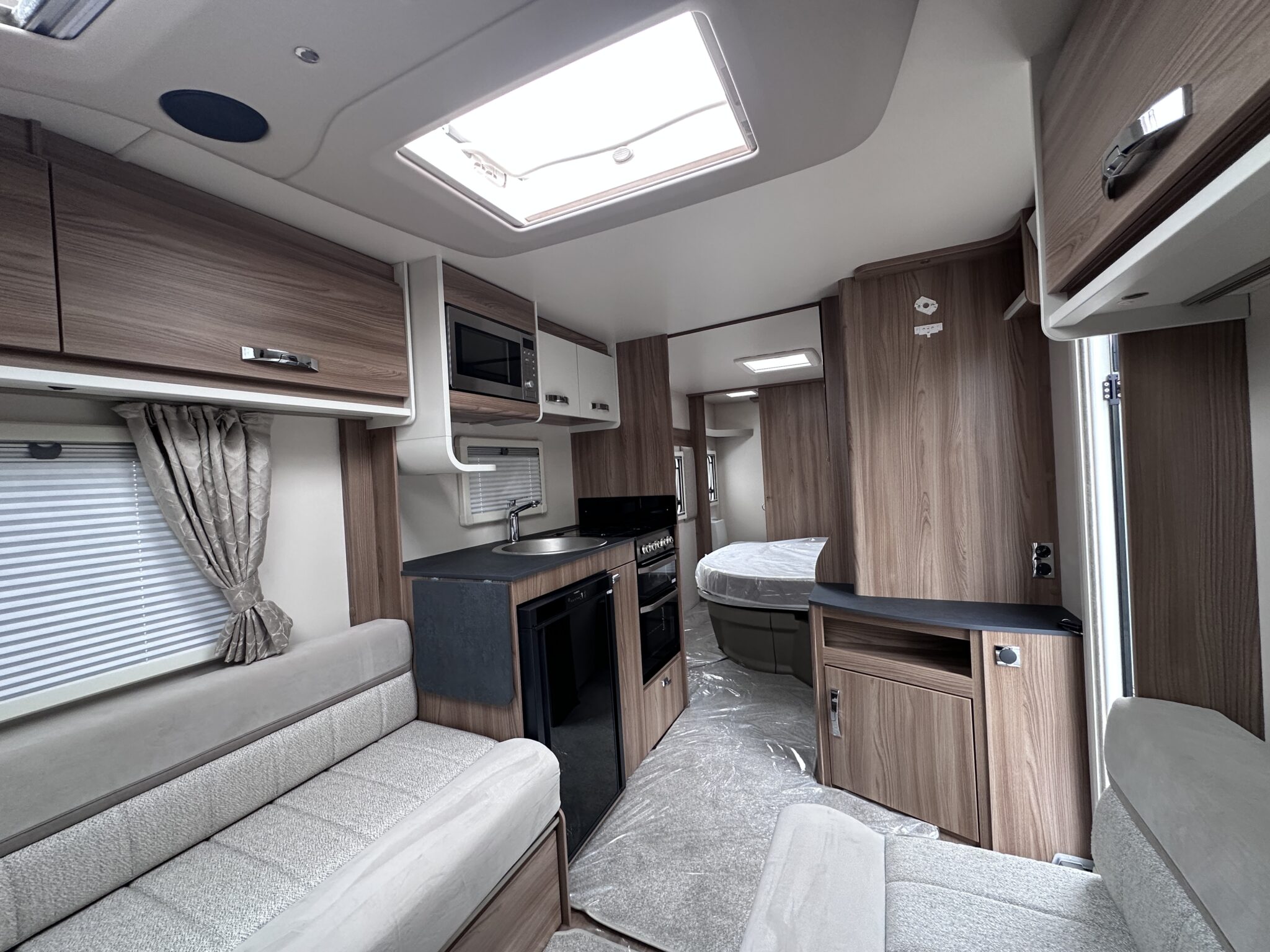 Swift Sunrise 580 – 2022 Caravan - Image 33