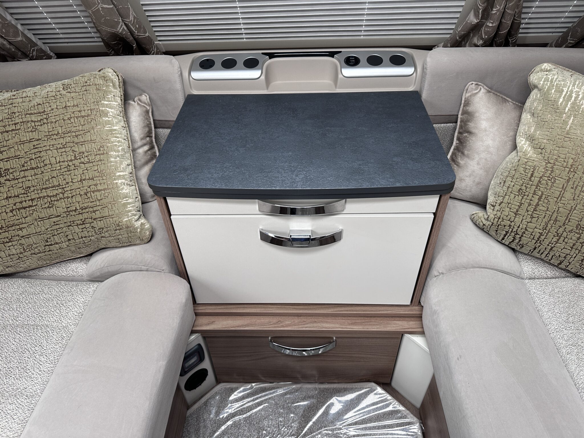 Swift Sunrise 580 – 2022 Caravan - Image 39