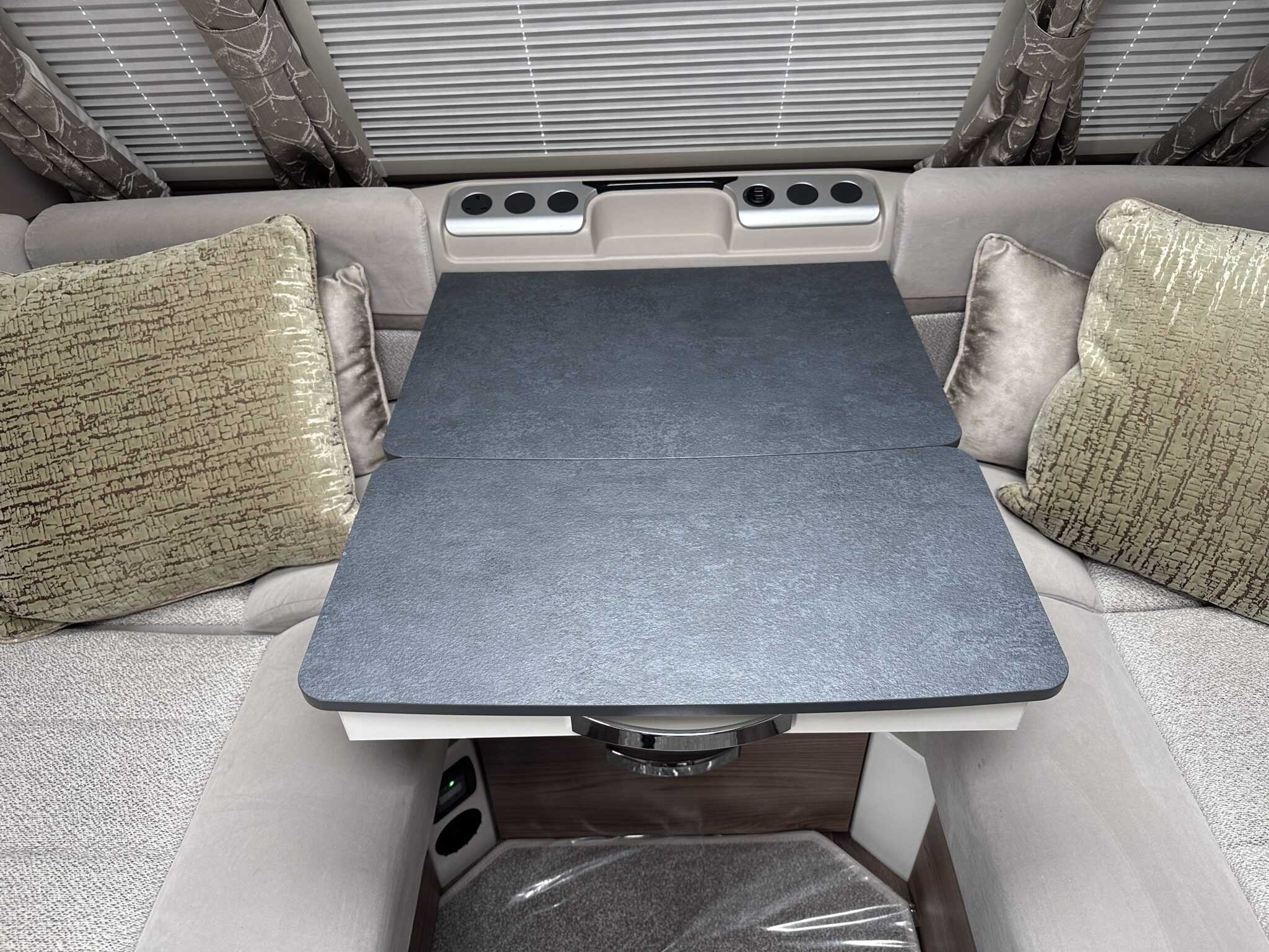 Swift Sunrise 580 – 2022 Caravan - Image 41