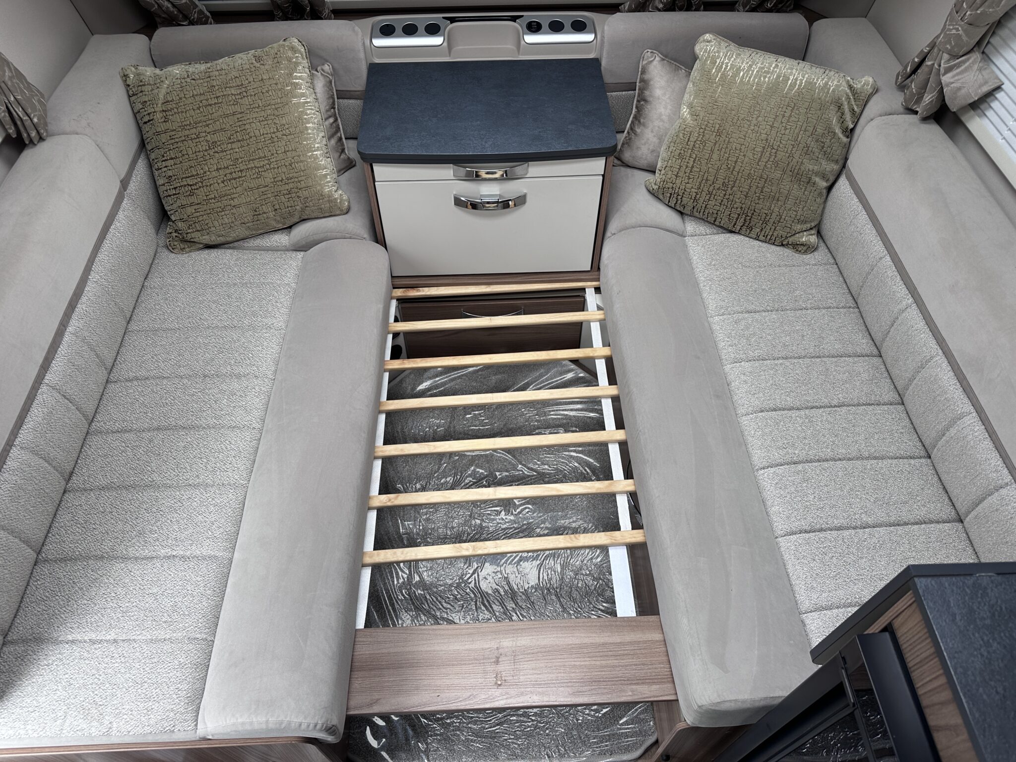 Swift Sunrise 580 – 2022 Caravan - Image 43