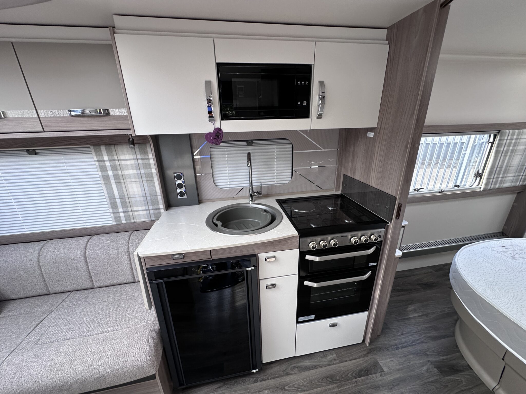 Swift Challenger 580 SE – 2024 Caravan - Image 14