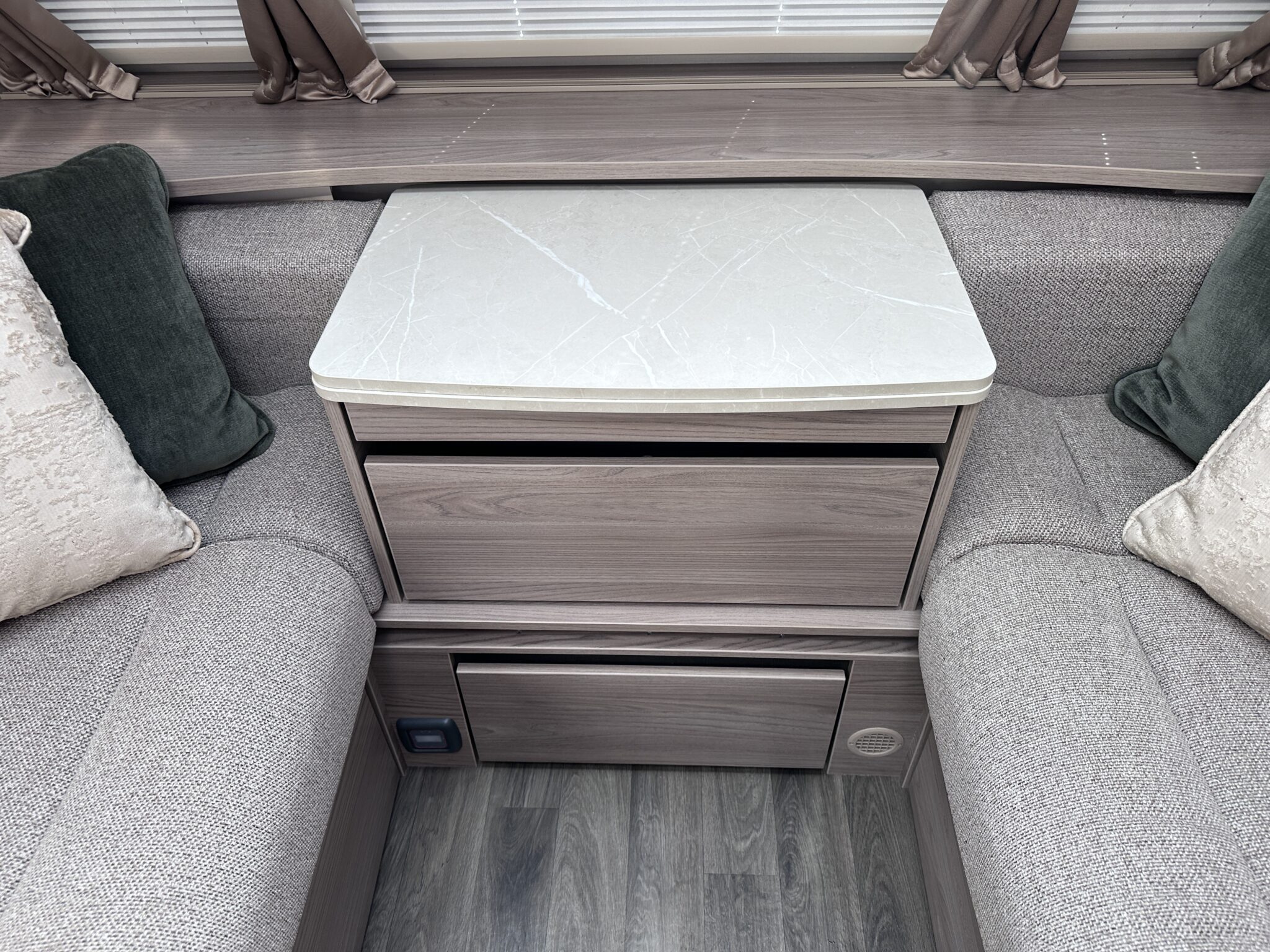 Swift Challenger 580 SE – 2024 Caravan - Image 19
