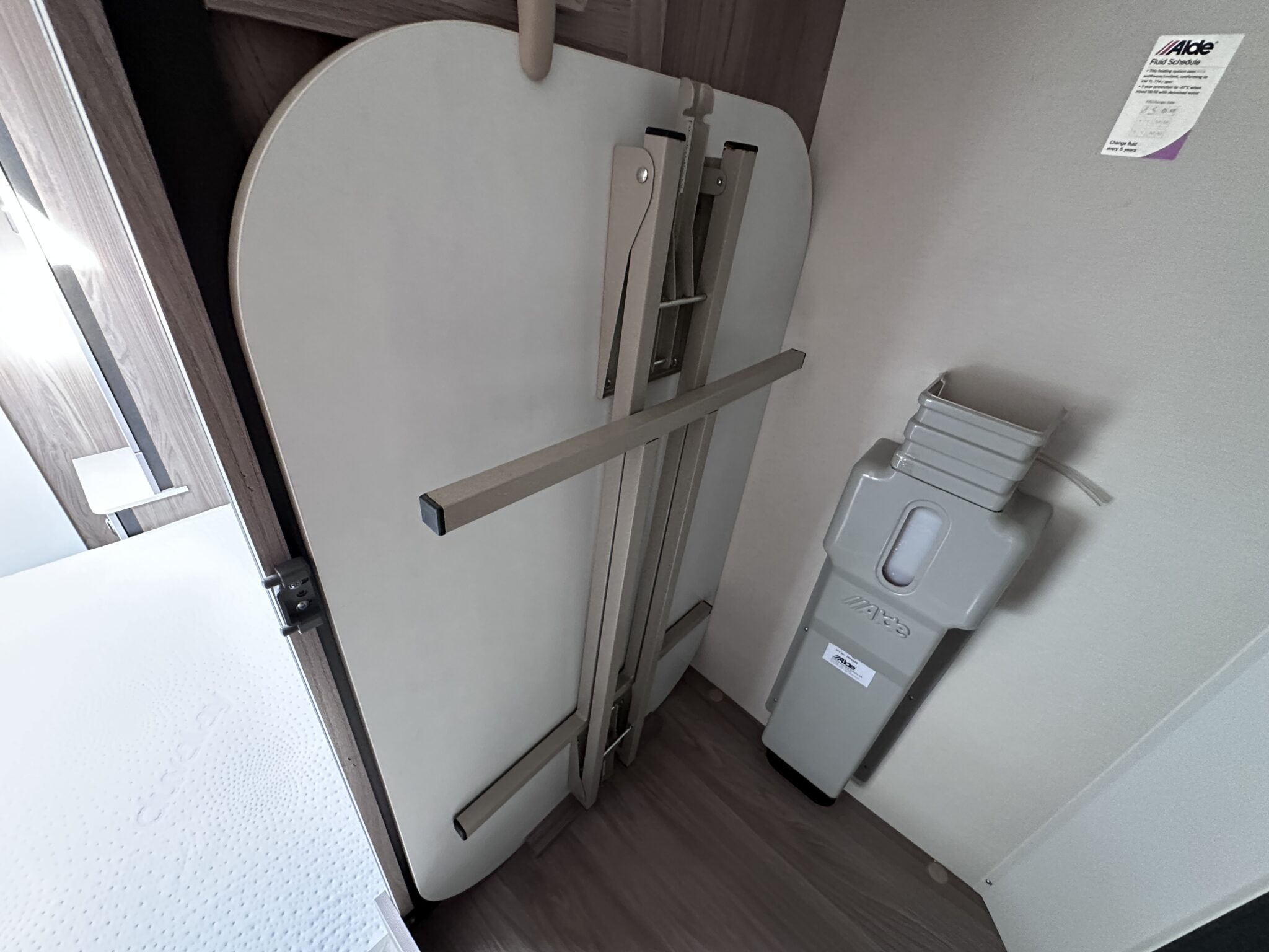 Swift Challenger 580 SE – 2024 Caravan - Image 60