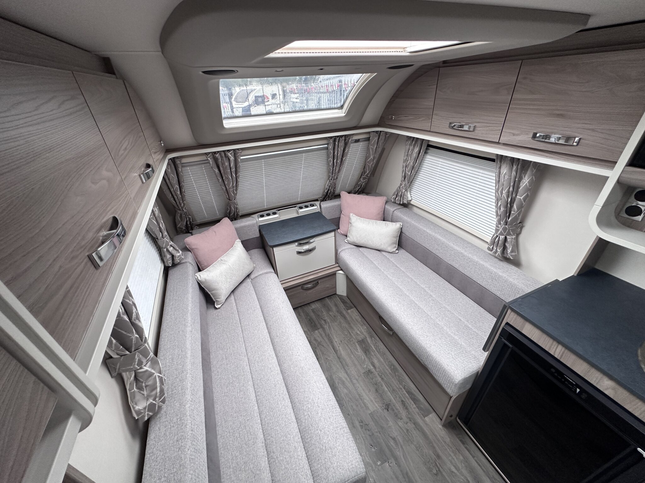 Swift Vogue 480 – 2023 Caravan - Image 28
