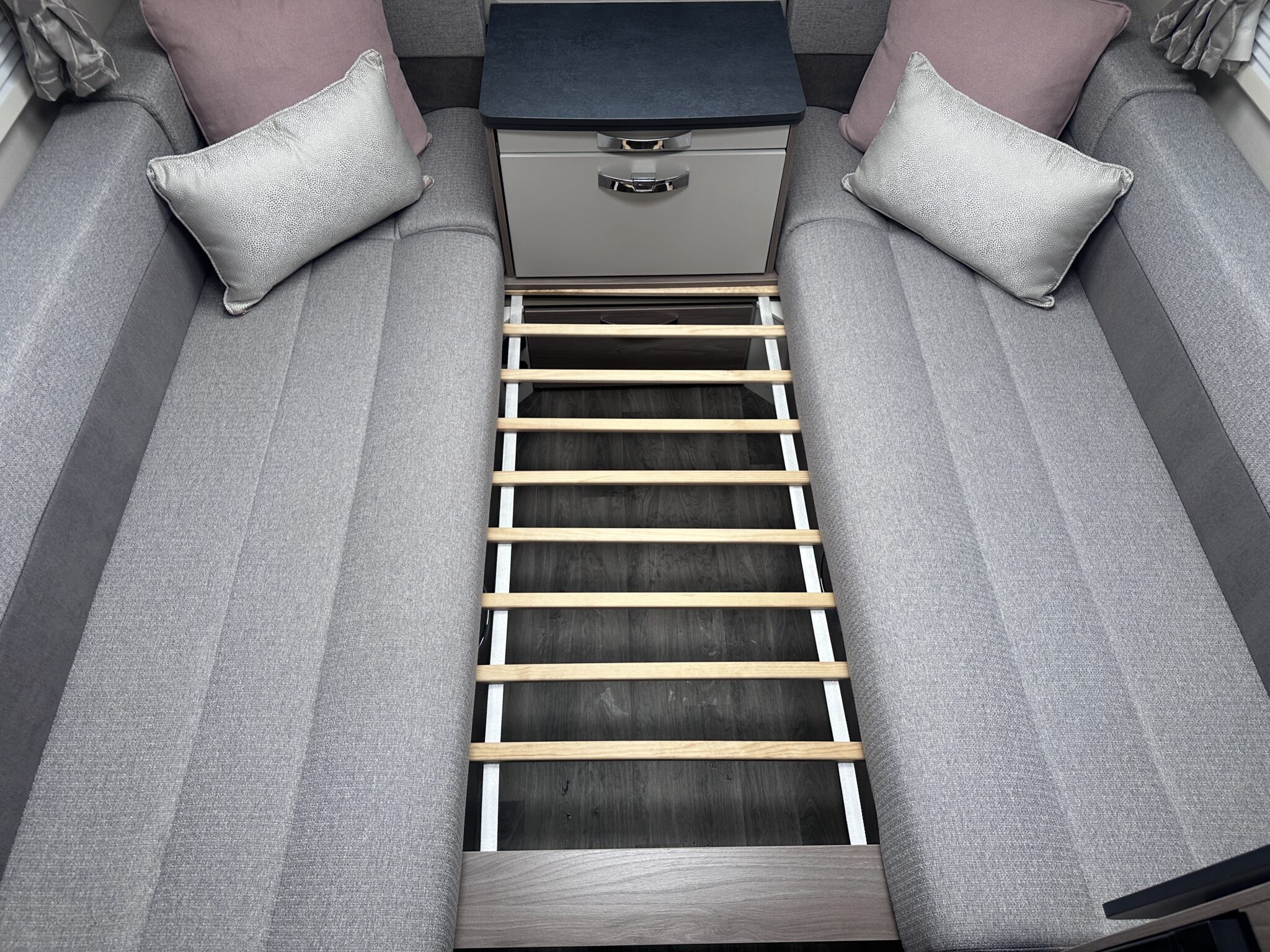 Swift Vogue 480 – 2023 Caravan - Image 42