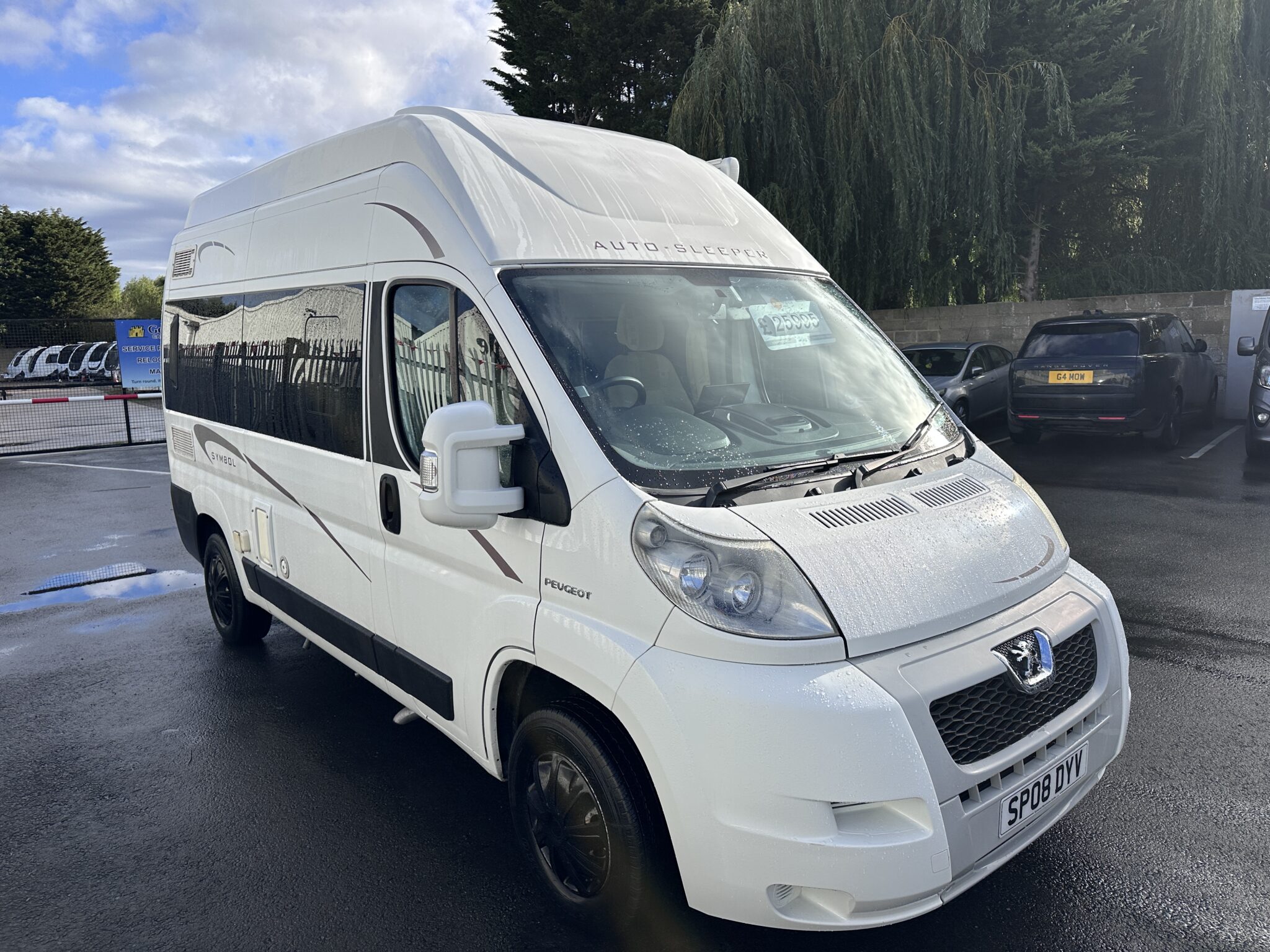 Auto-Sleeper Symbol – 2008 Motorhome - Image 8
