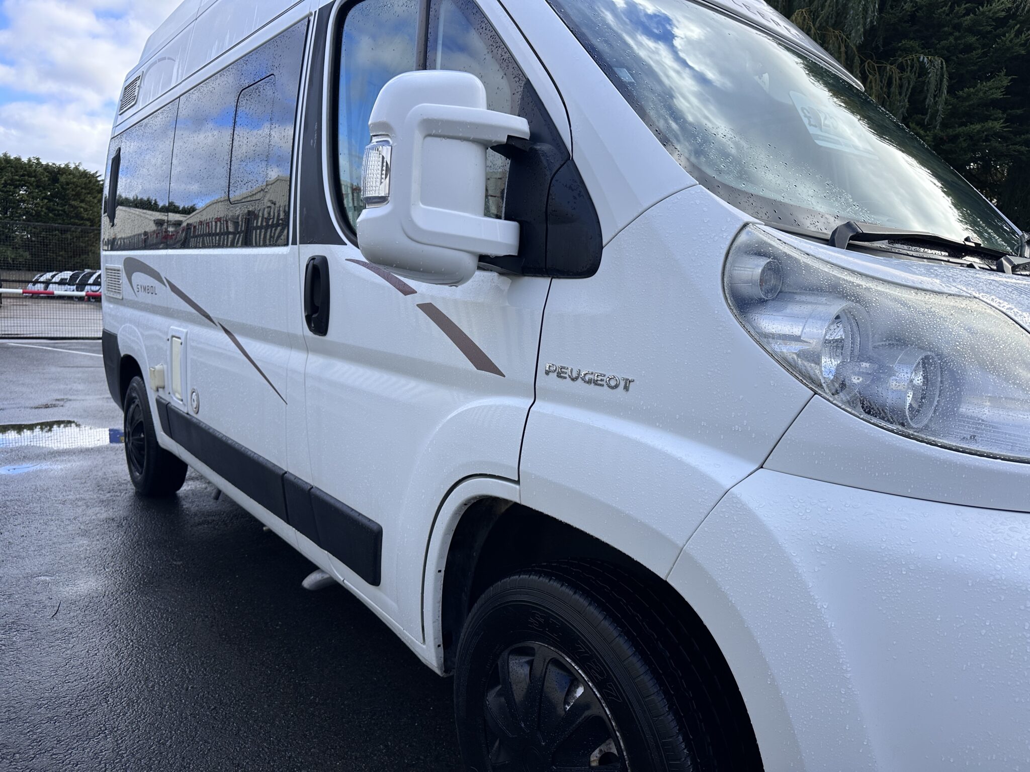 Auto-Sleeper Symbol – 2008 Motorhome - Image 16