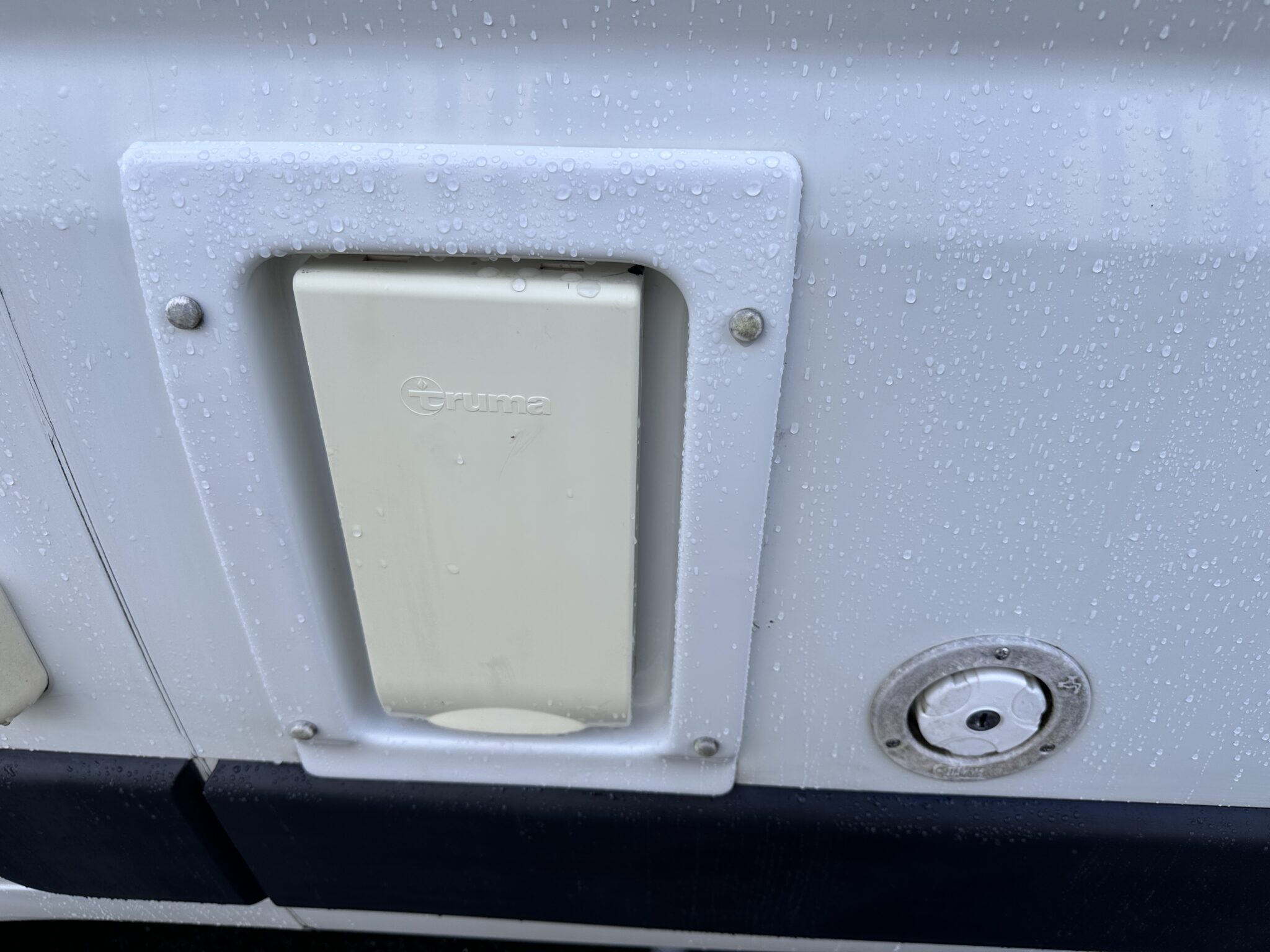 Auto-Sleeper Symbol – 2008 Motorhome - Image 17