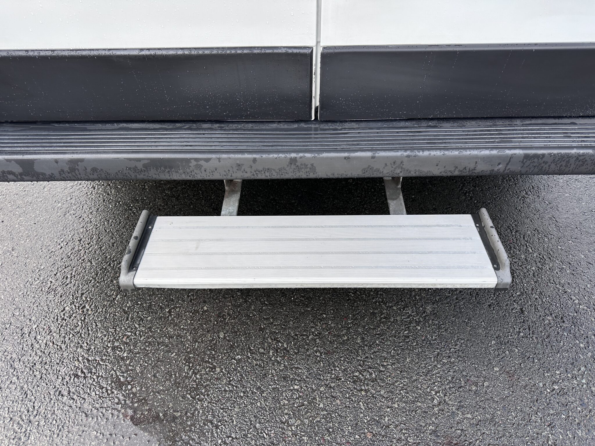 Auto-Sleeper Symbol – 2008 Motorhome - Image 22