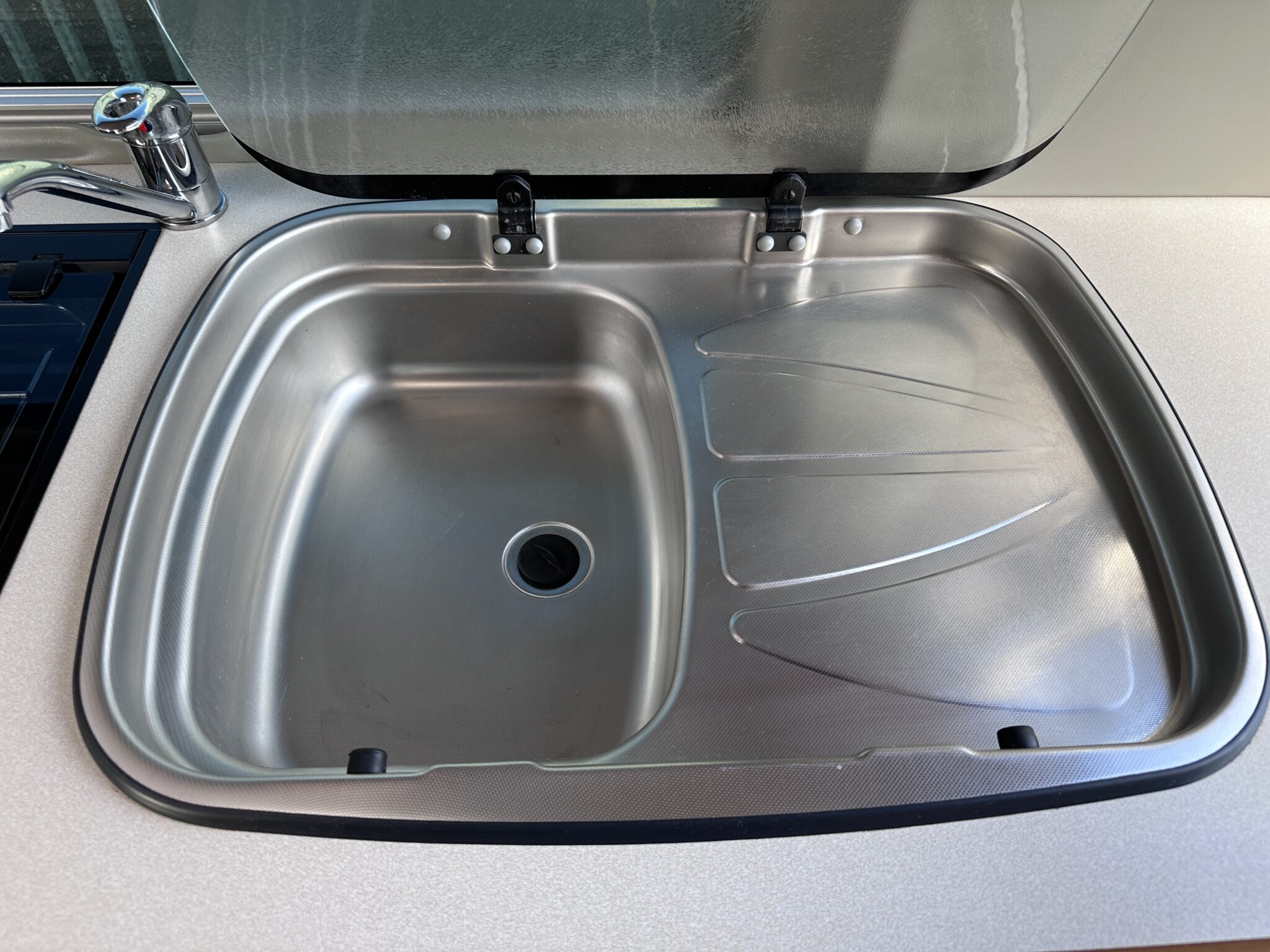 Auto-Sleeper Symbol – 2008 Motorhome - Image 58