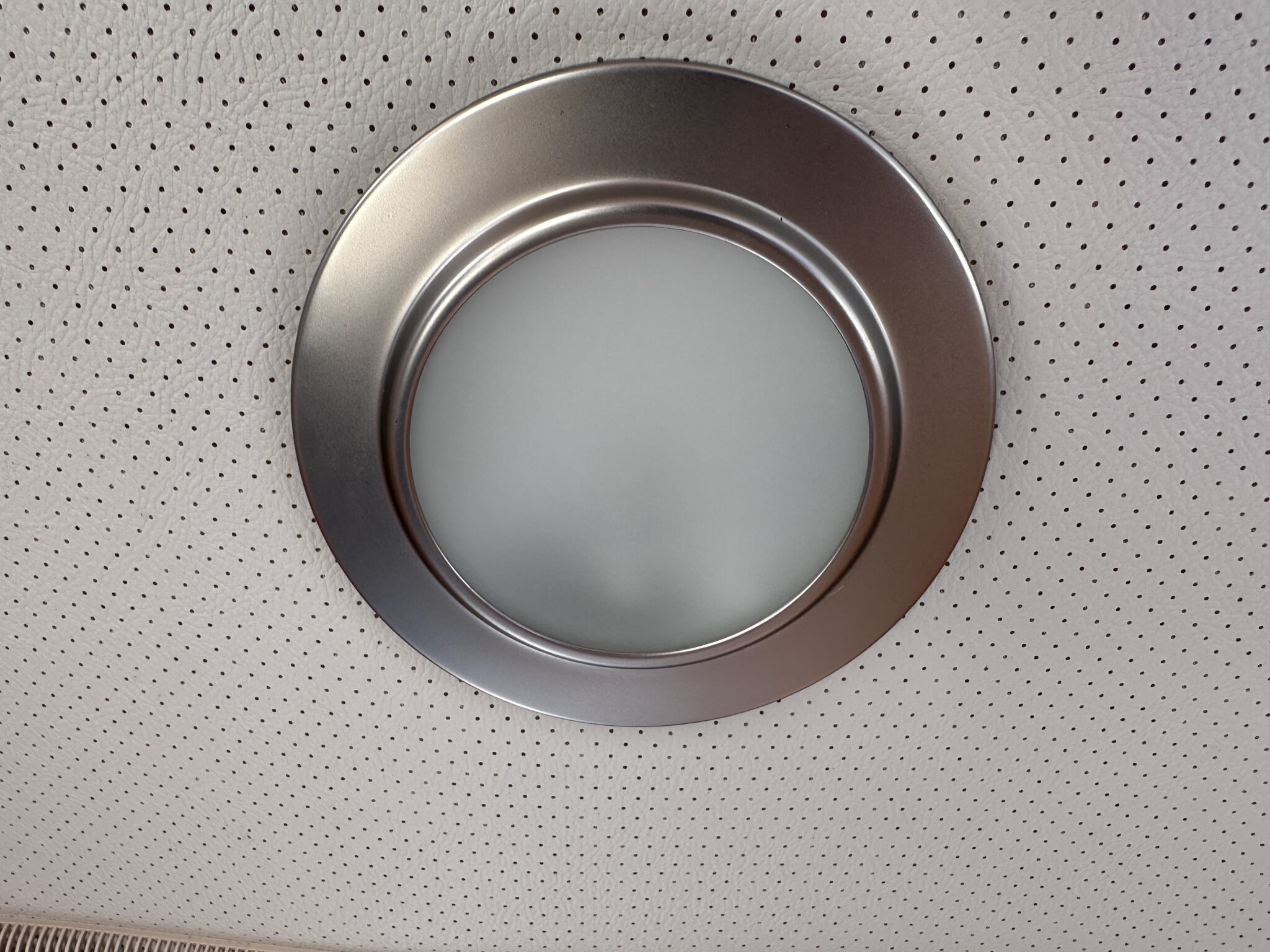 Auto-Sleeper Symbol – 2008 Motorhome - Image 69