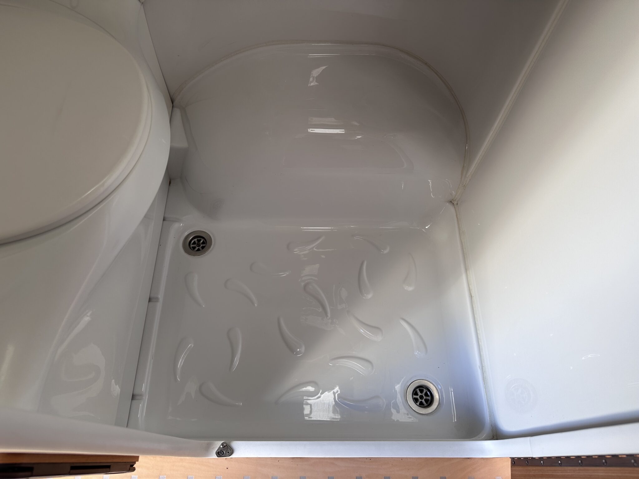 Auto-Sleeper Symbol – 2008 Motorhome - Image 77