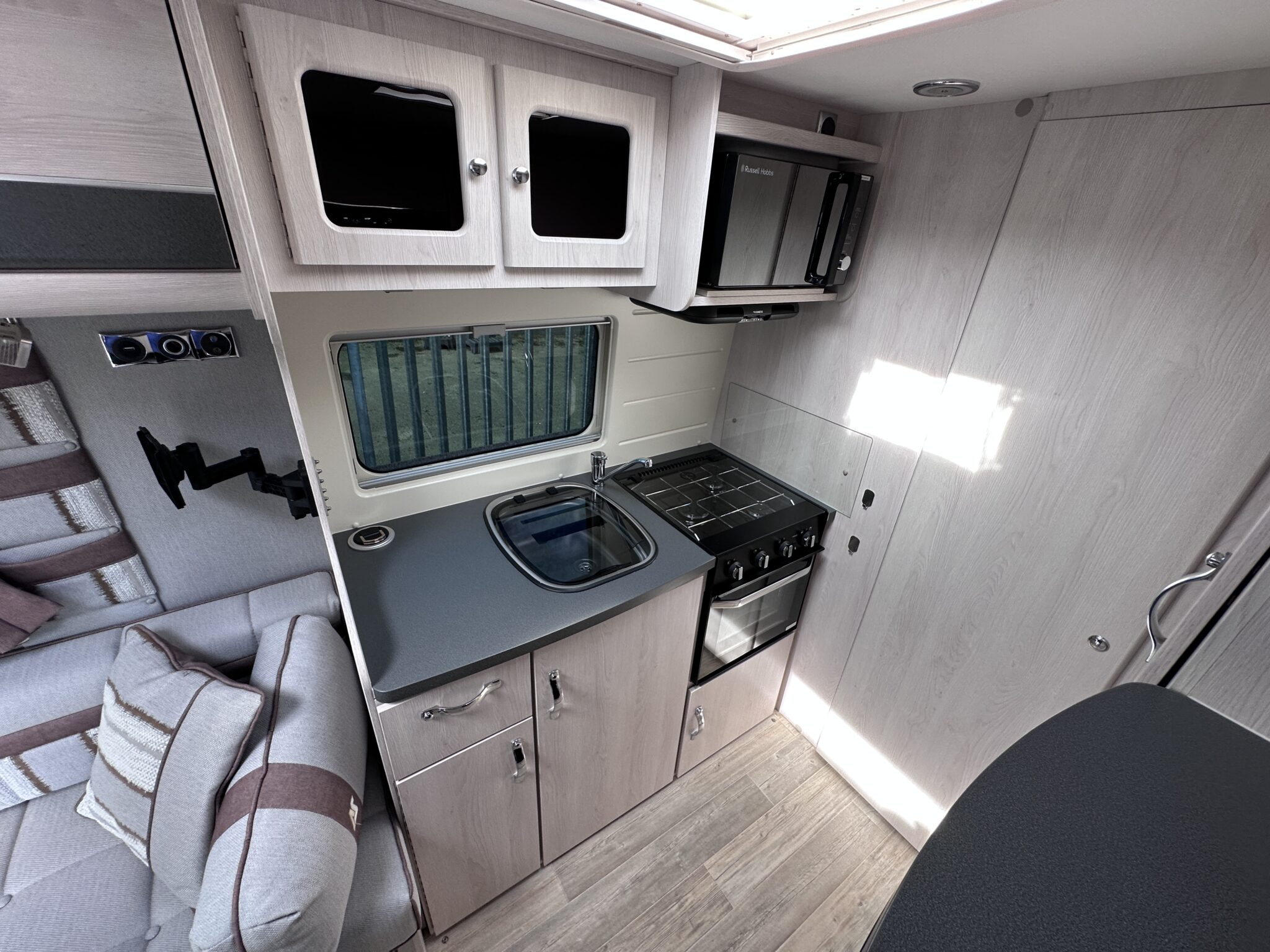 Auto-Sleeper Kemerton XL – 2021 Motorhome - Image 36