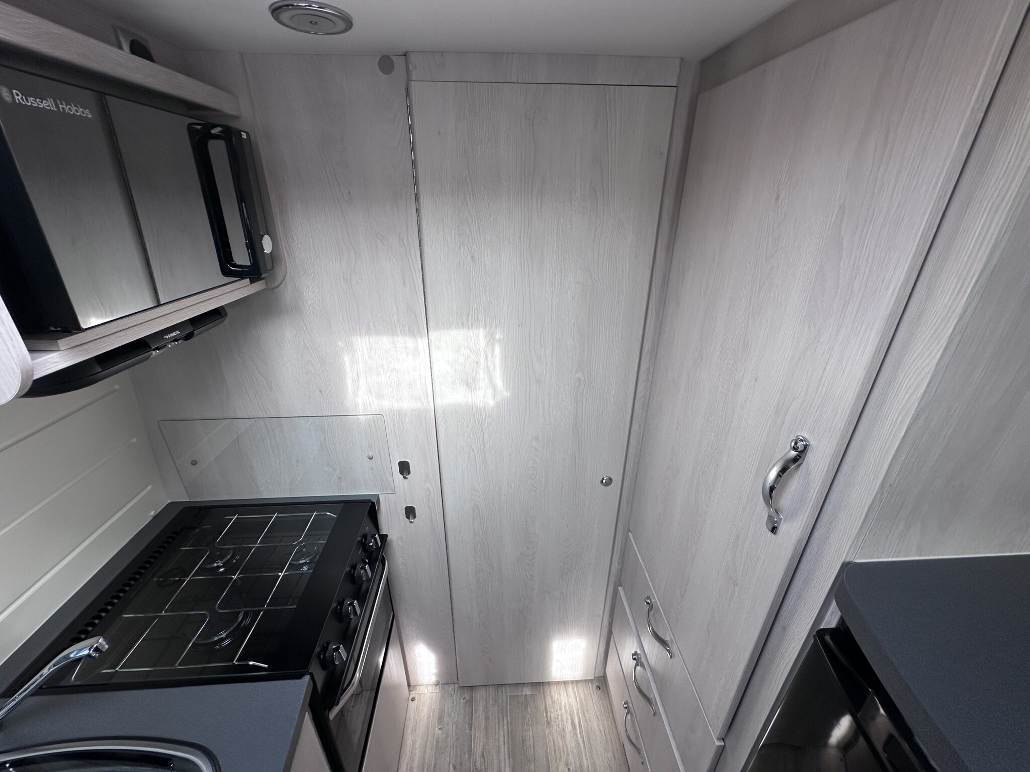 Auto-Sleeper Kemerton XL – 2021 Motorhome - Image 53