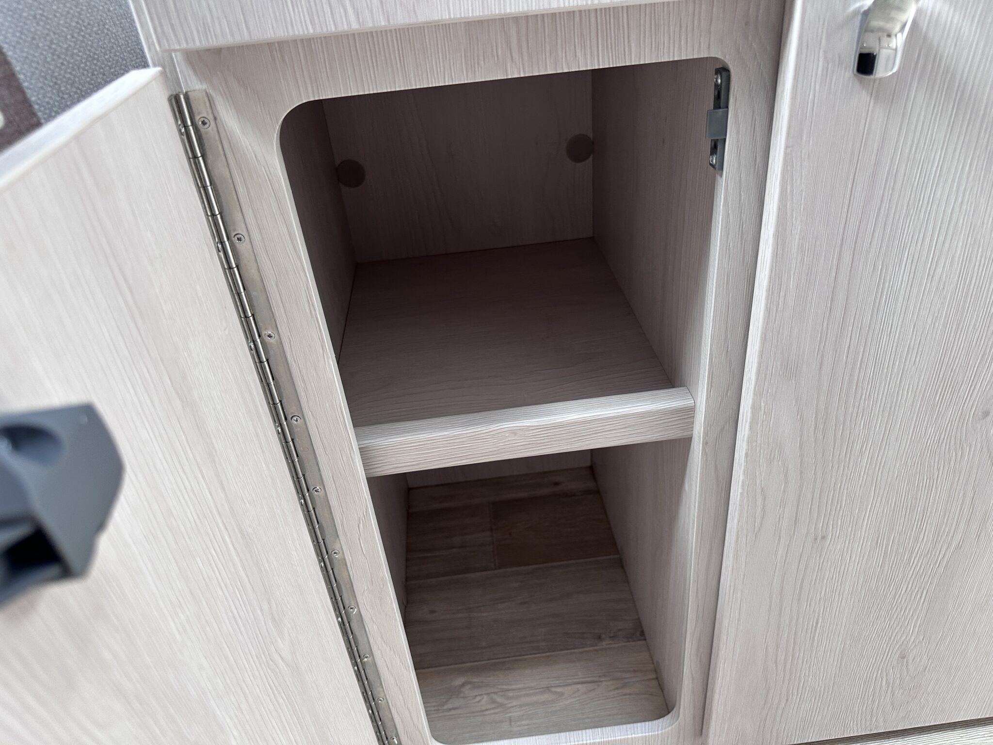 Auto-Sleeper Kemerton XL – 2021 Motorhome - Image 74