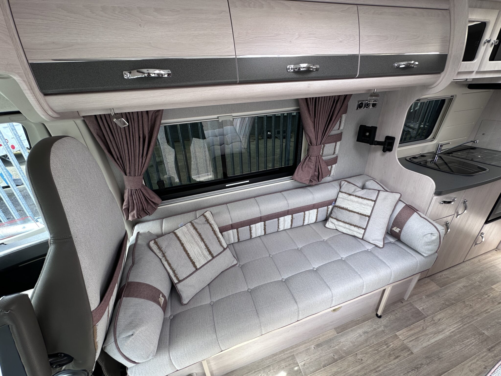 Auto-Sleeper Kemerton XL – 2021 Motorhome - Image 77