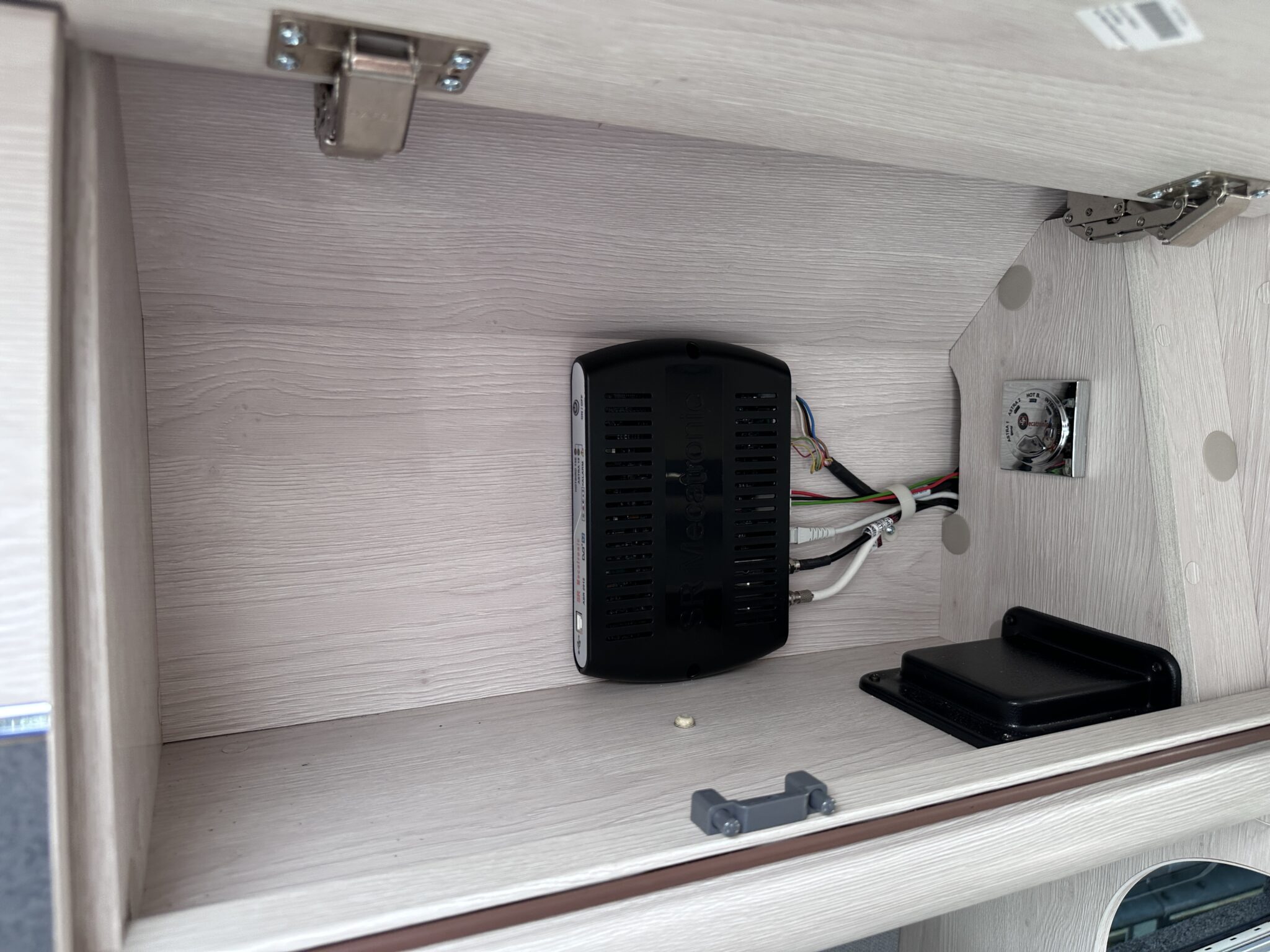 Auto-Sleeper Kemerton XL – 2021 Motorhome - Image 79